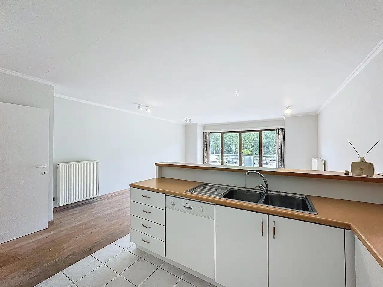 Ruim en lichtrijk appartement gelegen op de tweede verdieping van een goed onderhouden residentie foto 13