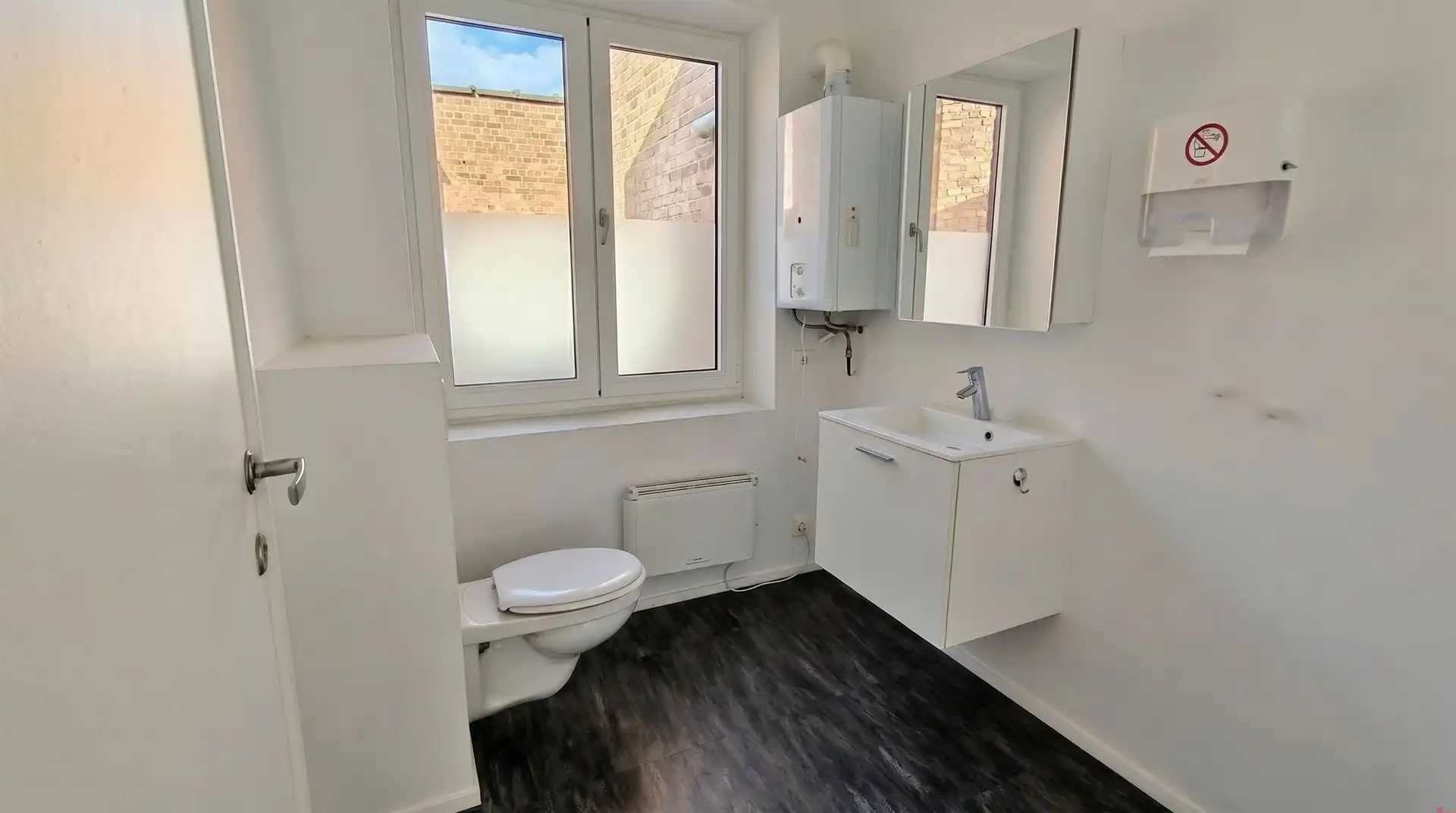 Zeer centraal gelegen kantoorruimte (1e verdieping) foto 8