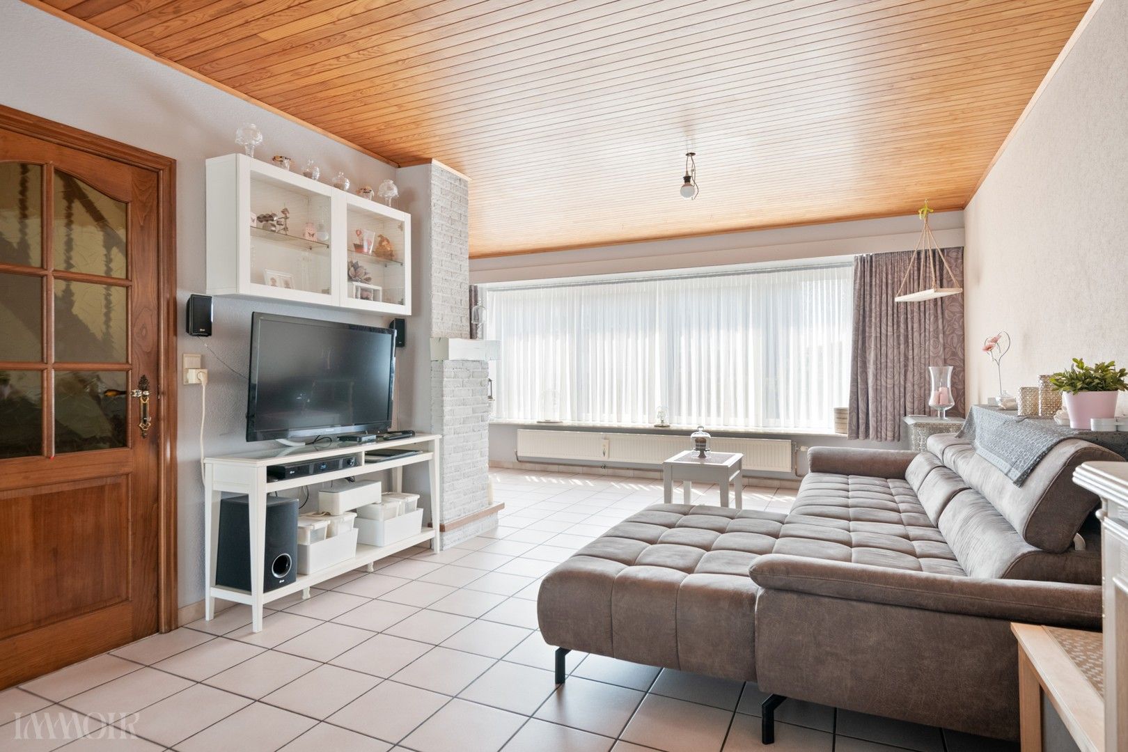 Charmante bel-etage met tuin en oprit nabij centrum Aartselaar. foto 6