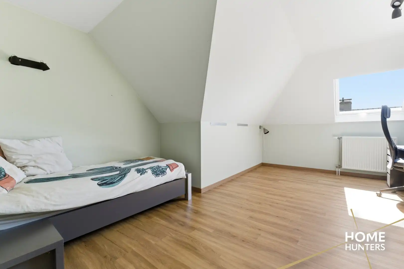 luxe villa met 4 slaapkamers, ruime tuin en een dubbele garage op een rustige locatie te Ieper foto 20