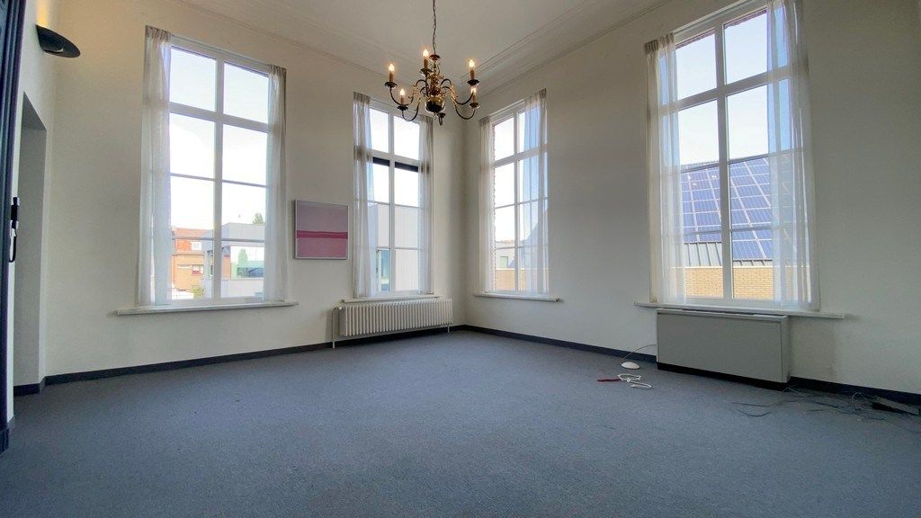 Kantoren te huur in voormalige directeurswoning in Gent foto 7