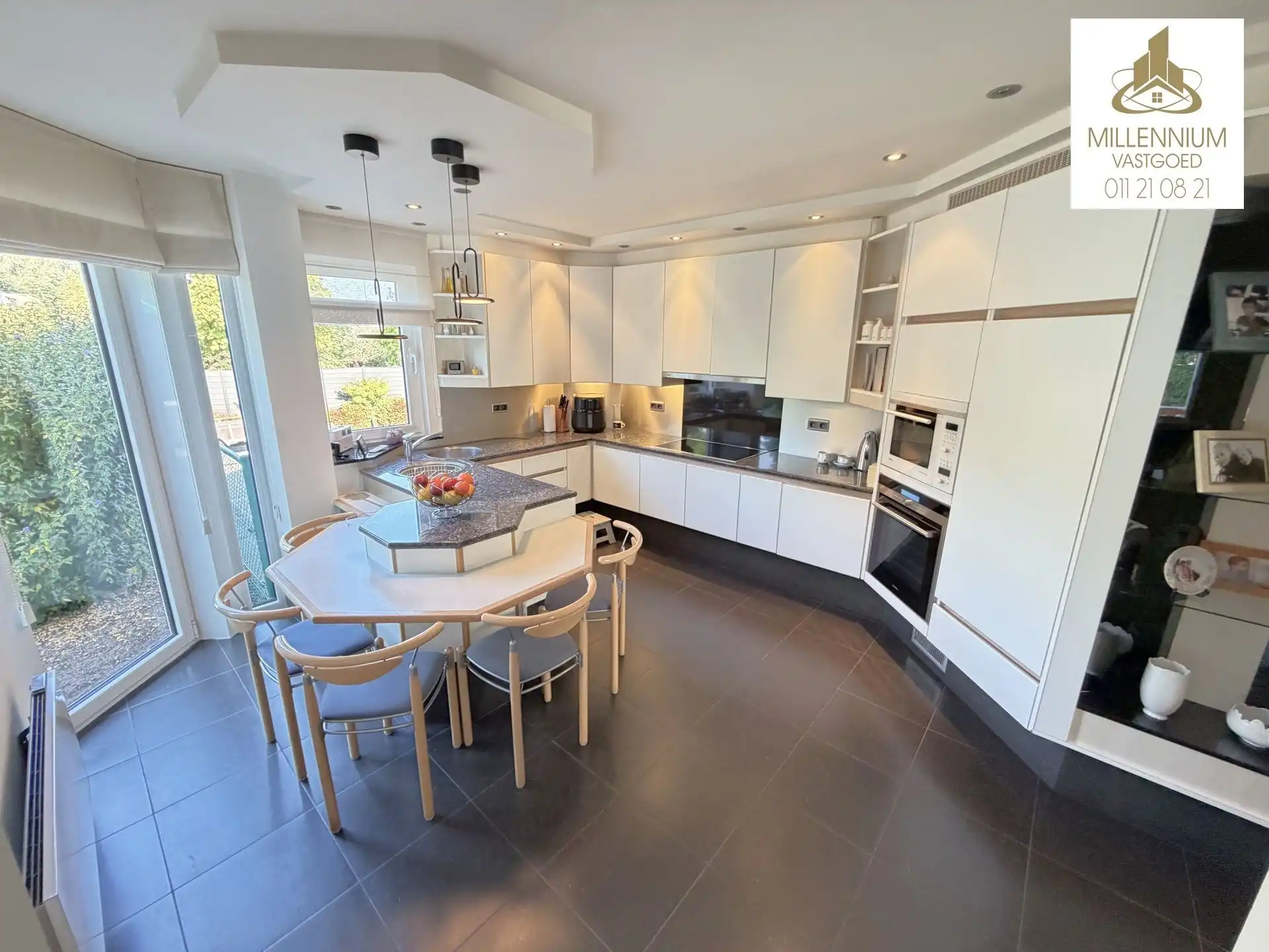 Royale villa met 4 slpk Diepenbeek foto 13