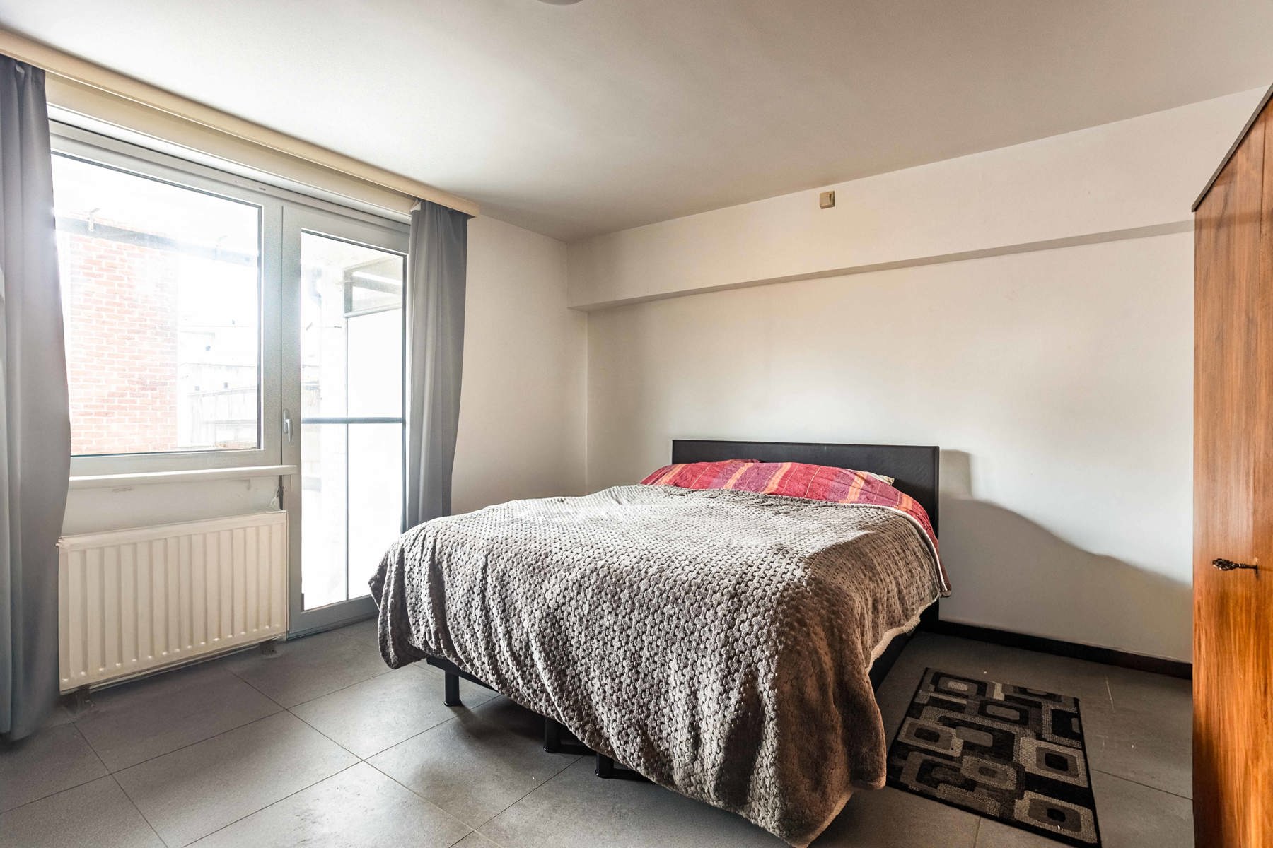 Zeer ruim appartement in centrum Aalst ! foto 11