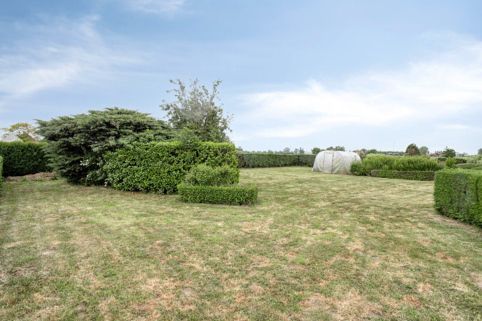 Alleenstaande woning met grote tuin en weiland op 3.846 m² foto 21