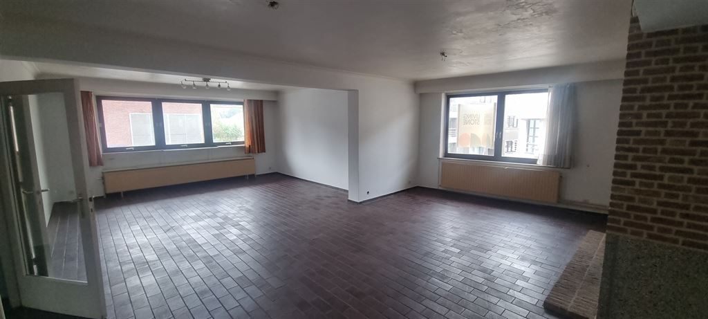 Gigantisch appartement met 3 slaapkamers foto 2