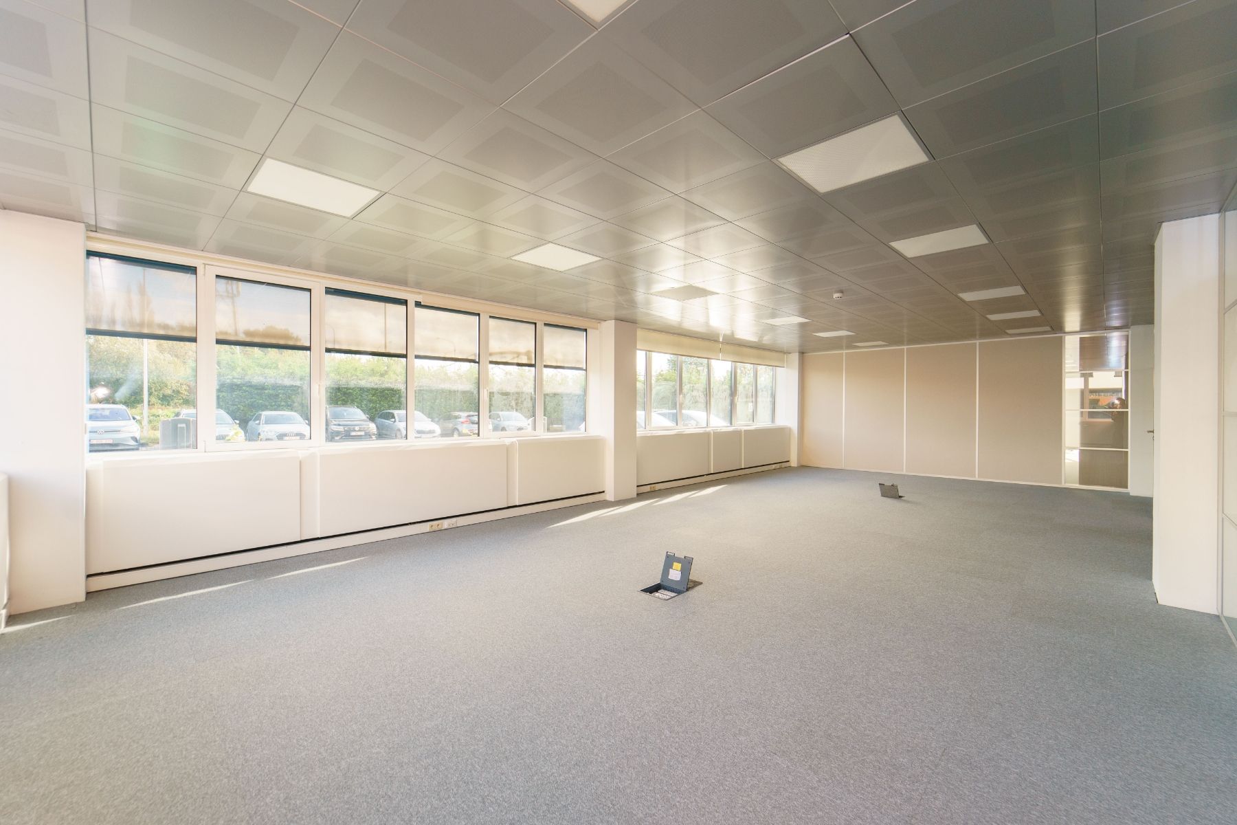 Ruime & lichtrijke kantoorruimtes te huur te Merelbeke/ Gent foto 9