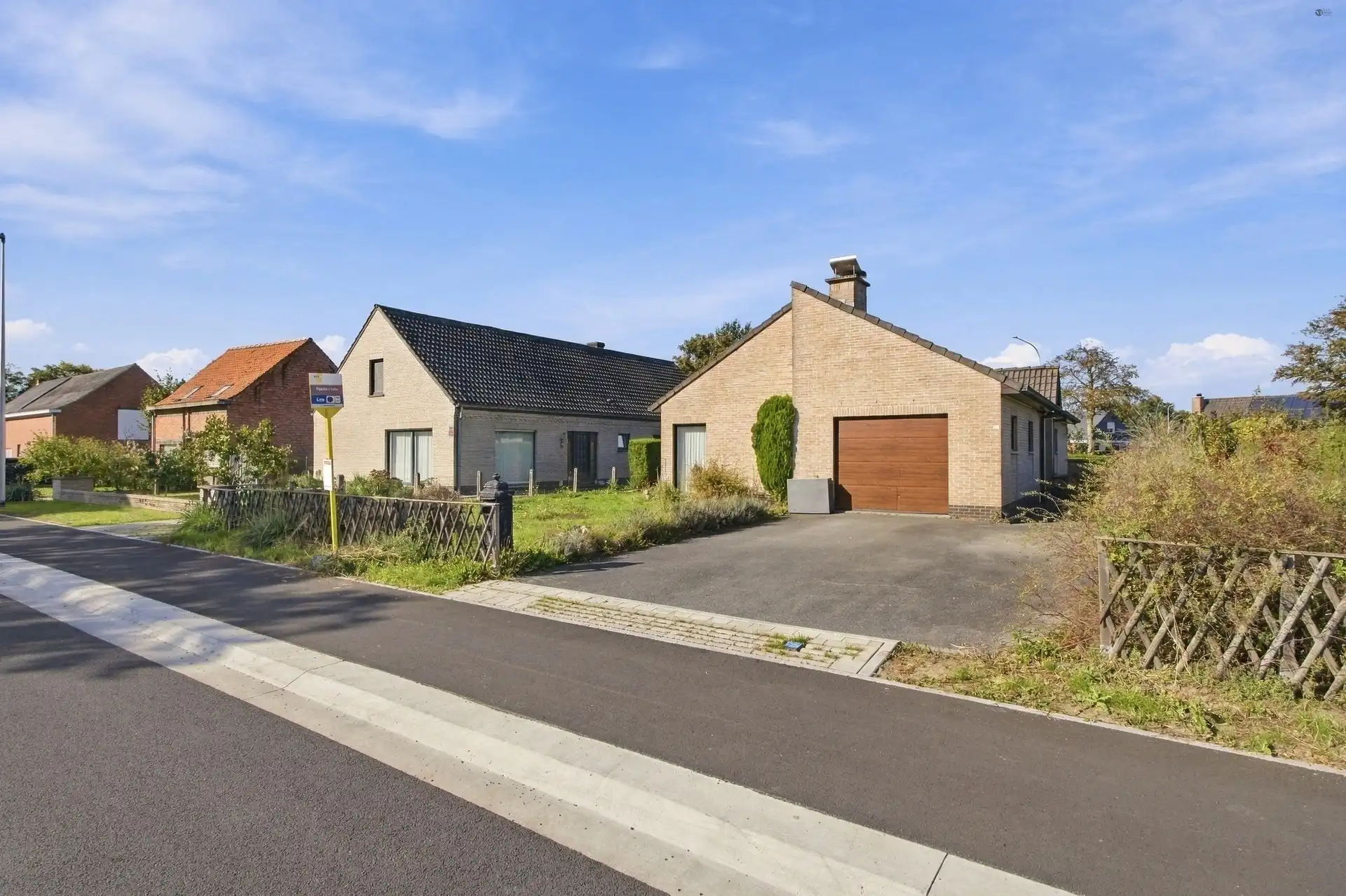 Charmante bungalow met ruime tuin foto 20