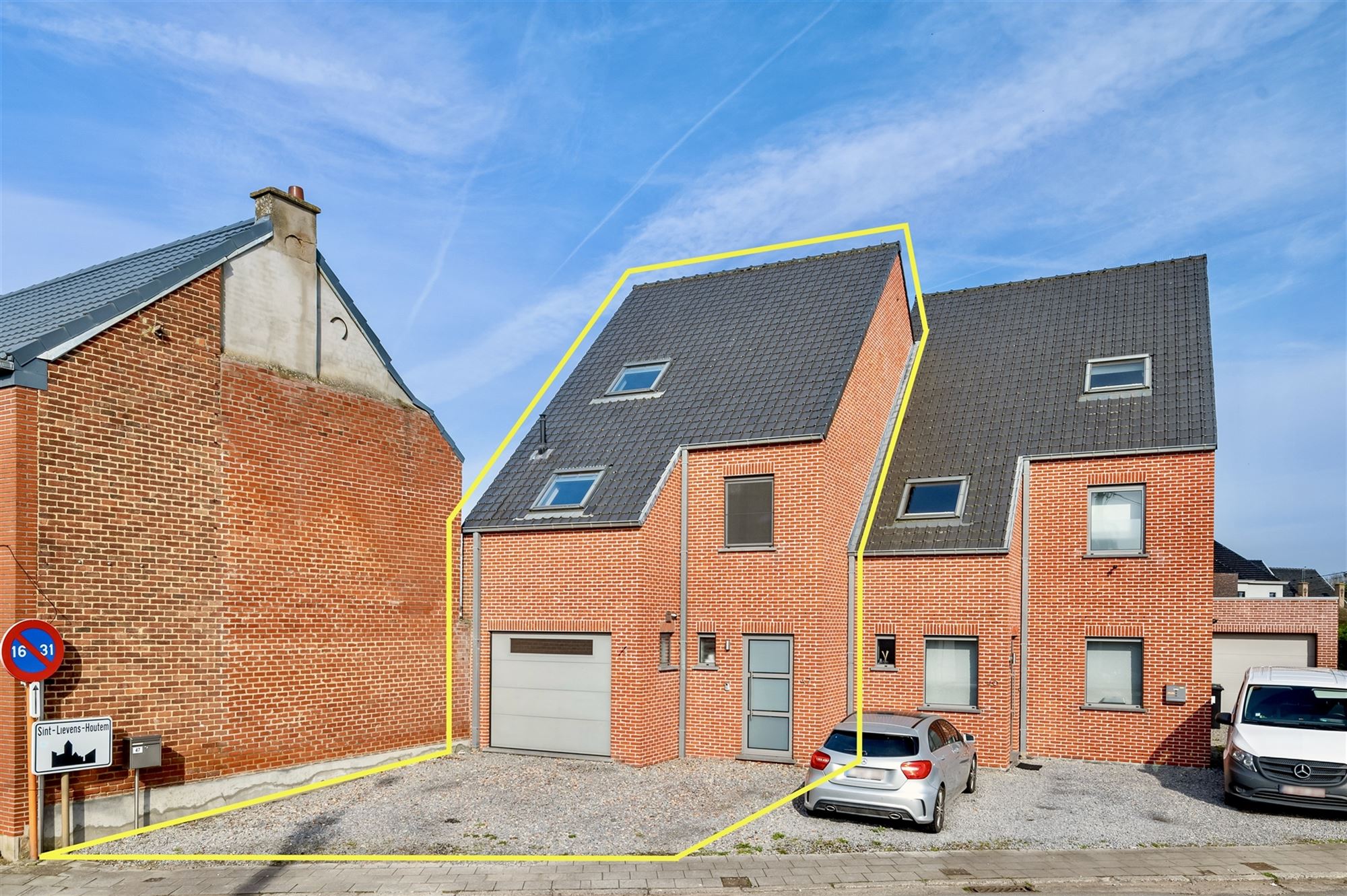 Knappe energiezuinige woning met 3 slpks, garage en tuin foto 1