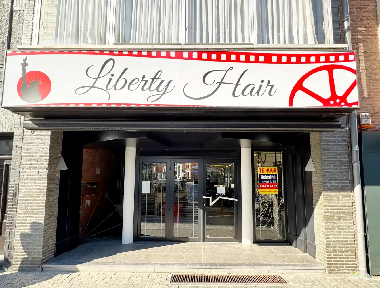 Commercieel gelijkvloers (±110 m²) op toplocatie in centrum Mol foto 2