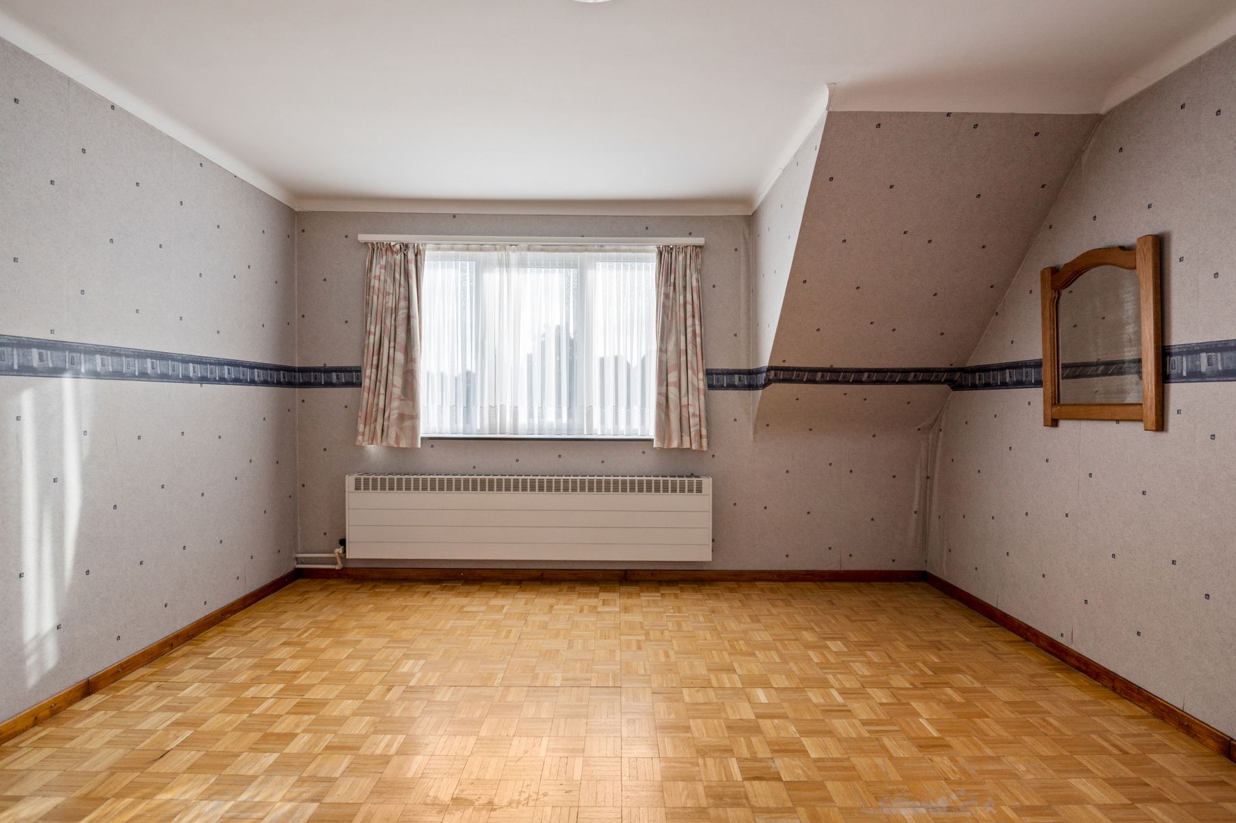 IN OPTIE. Ruime woning met 4slk's op 542 m² foto 16