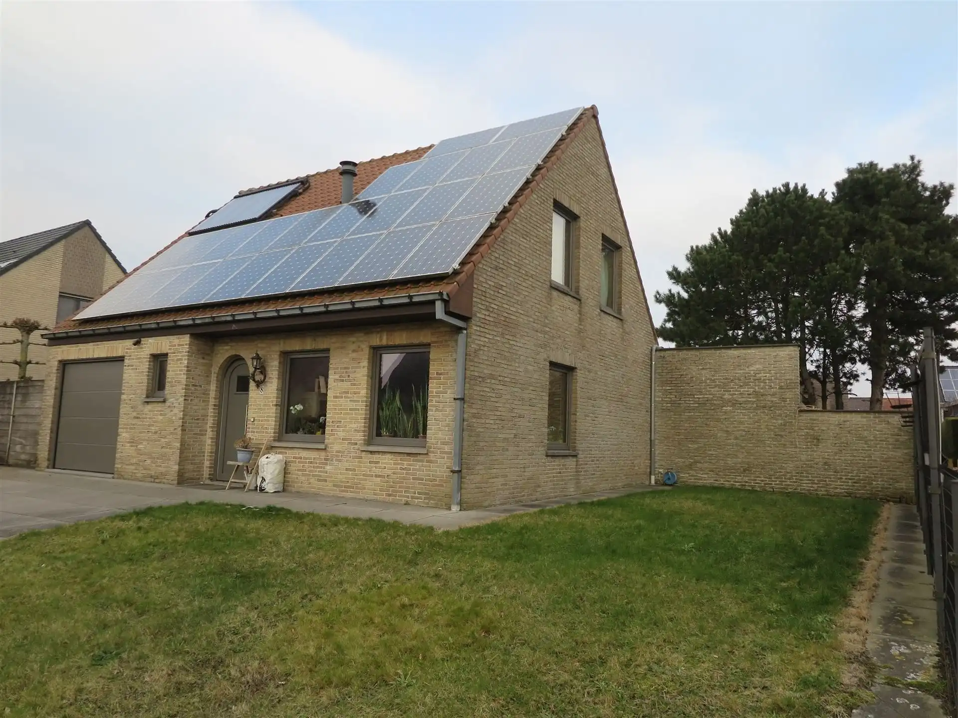 Huis foto {{pictureIndex}}