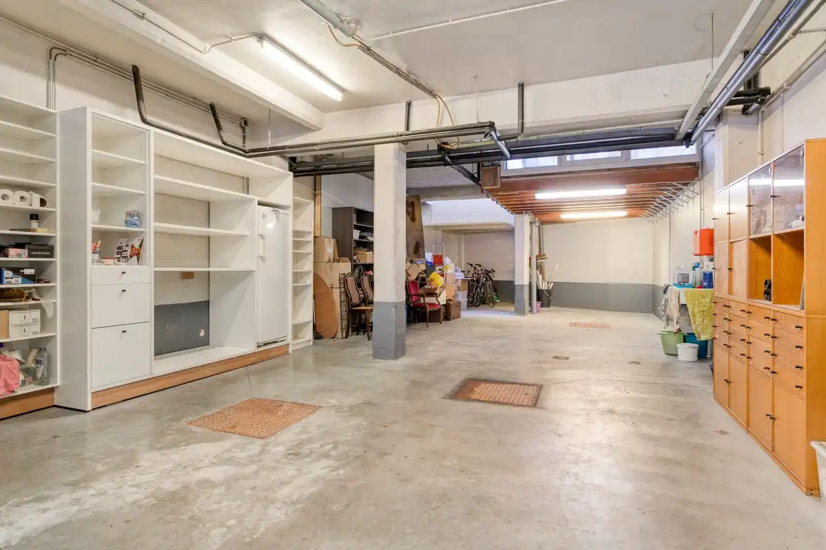 Woon-werkpand met uitzonderlijke garage (±90 m²) nabij centrum Gent foto 25