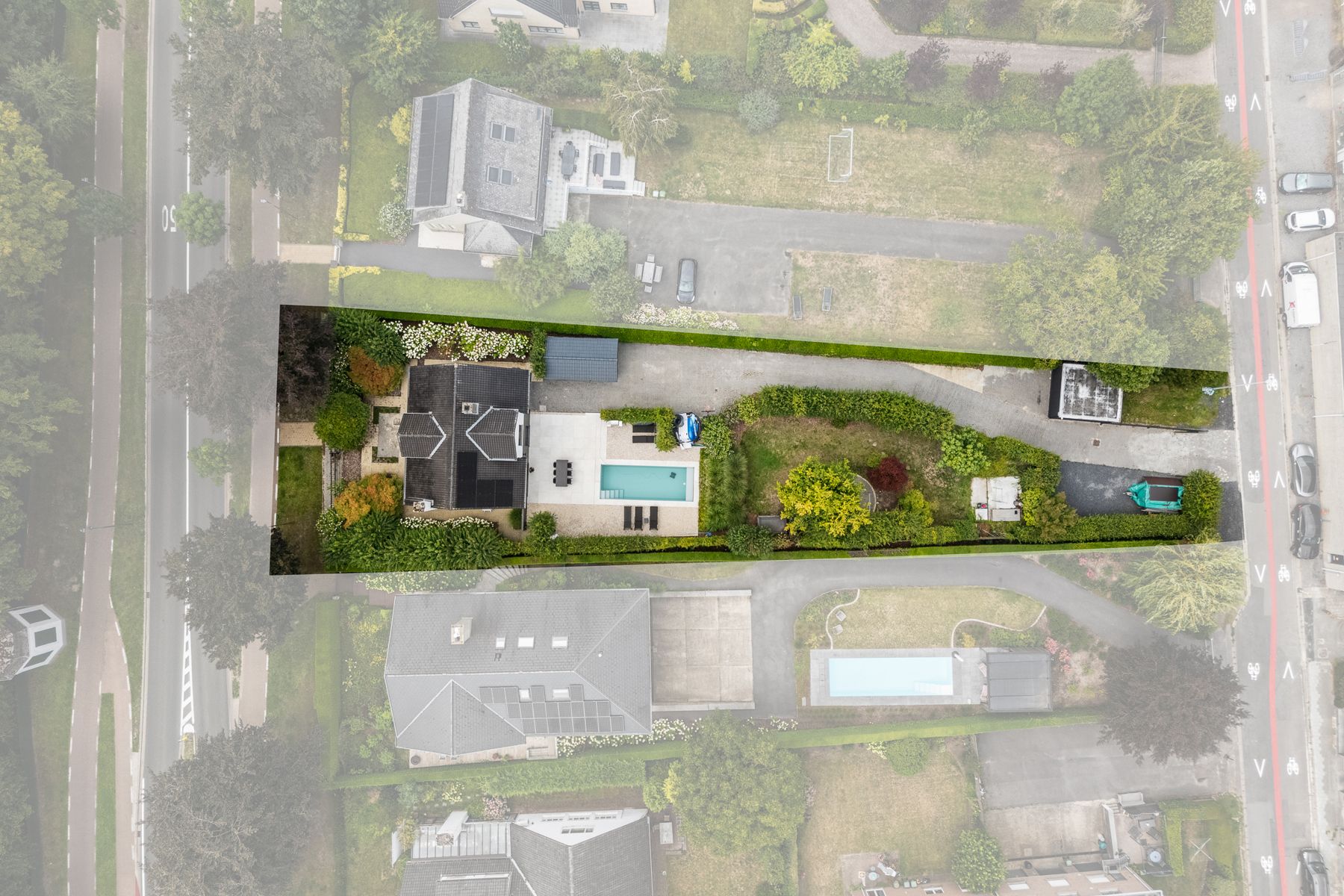 Moderne, riante en luxueuze, villa op gunstige ligging foto 33