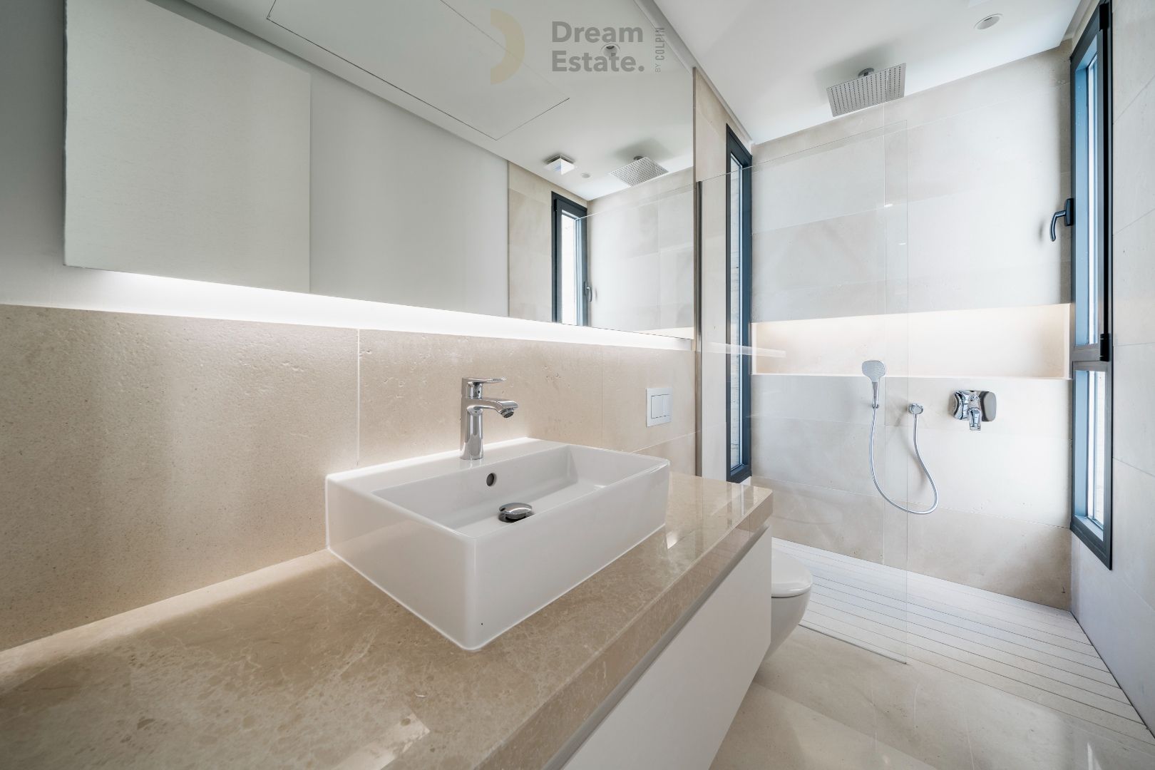 Instapklare villa op ca 1,5km van het strand en zee, te El Campanario. foto 14