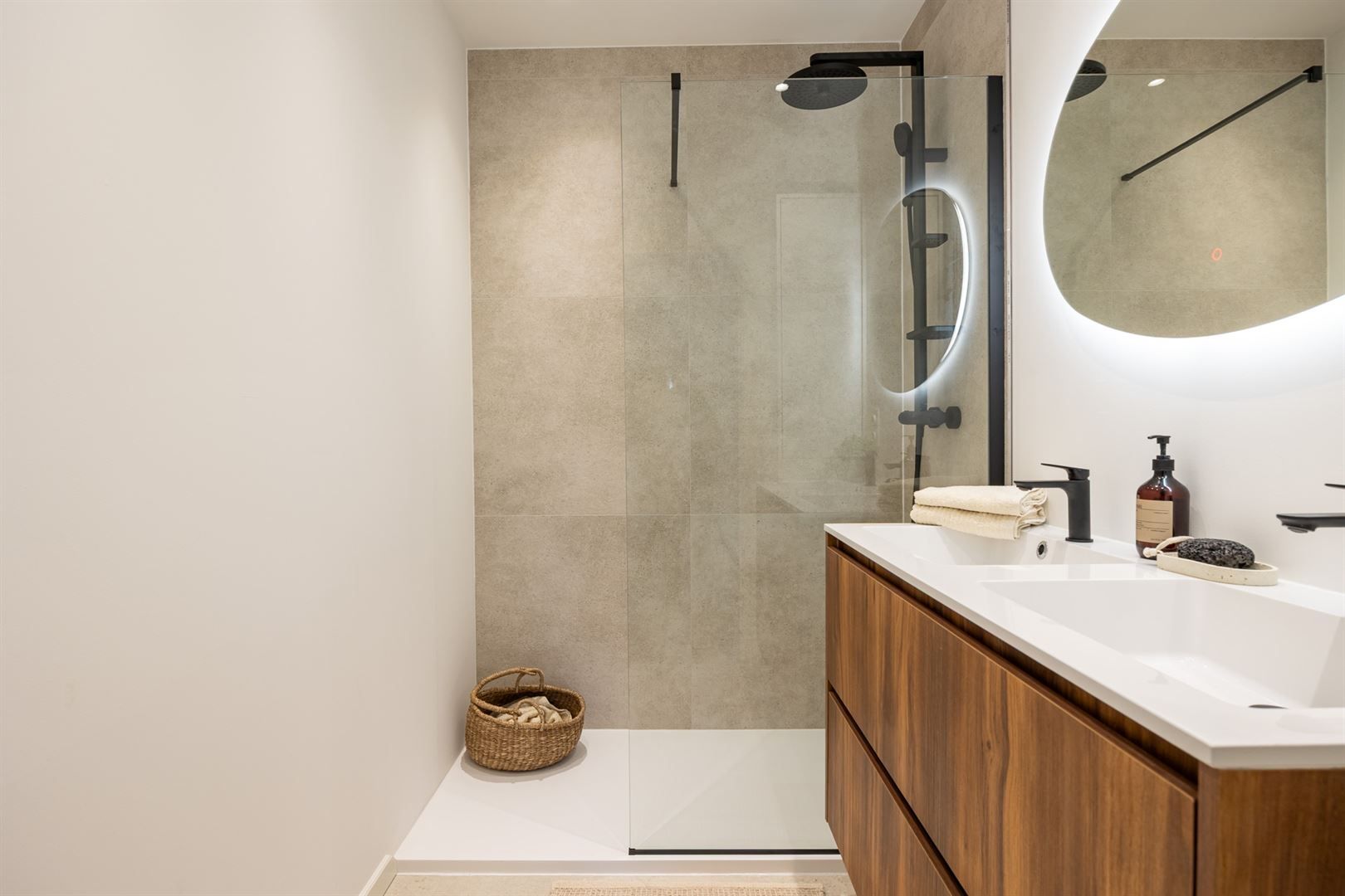 Renovatieproject met terras  foto 15