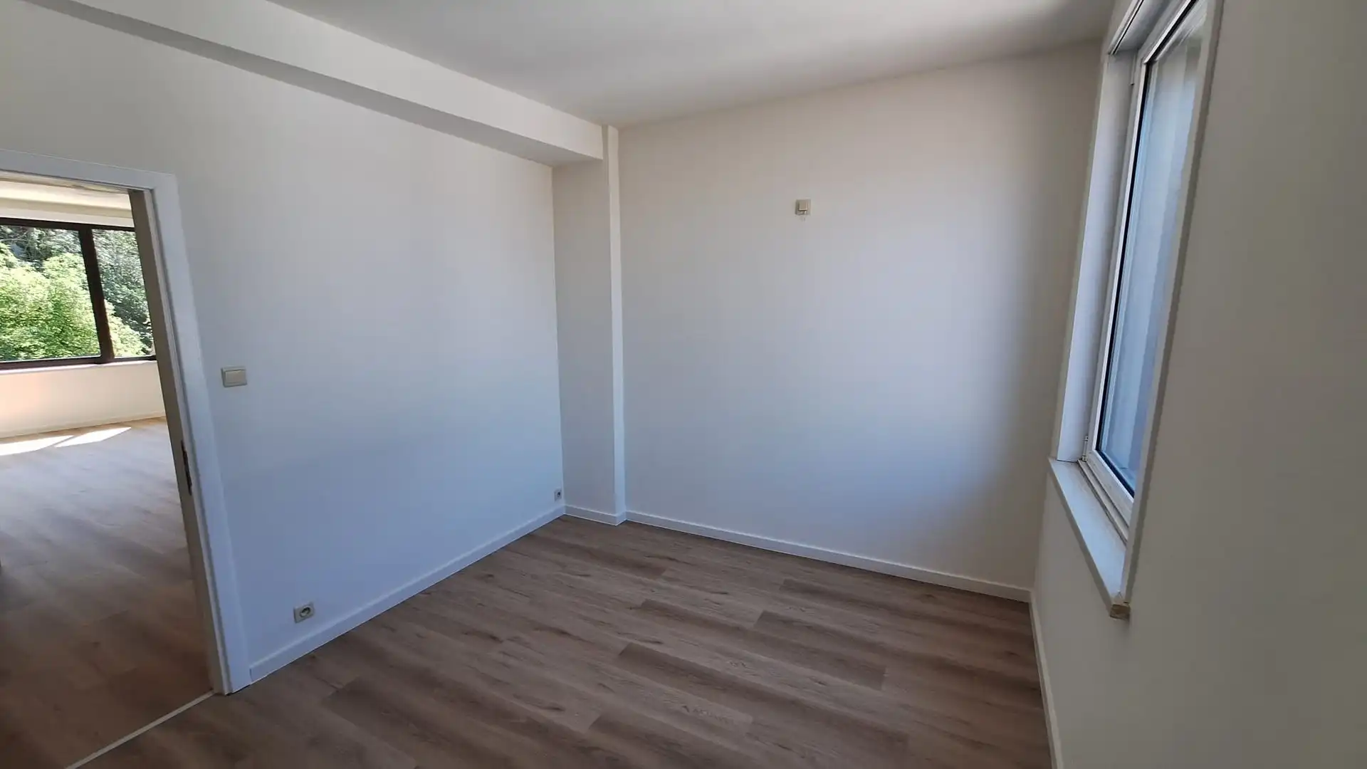 Eén-slaapkamerappartement in centrum van Wetteren foto 9