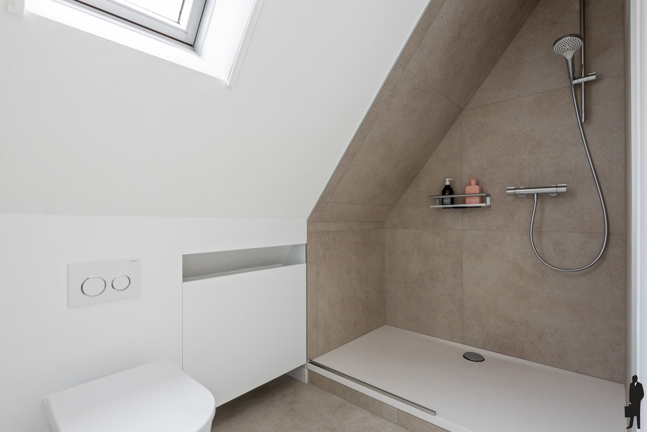 Prachtige villa met 5 ruime slaapkamers & veel parkeerplaats foto 17