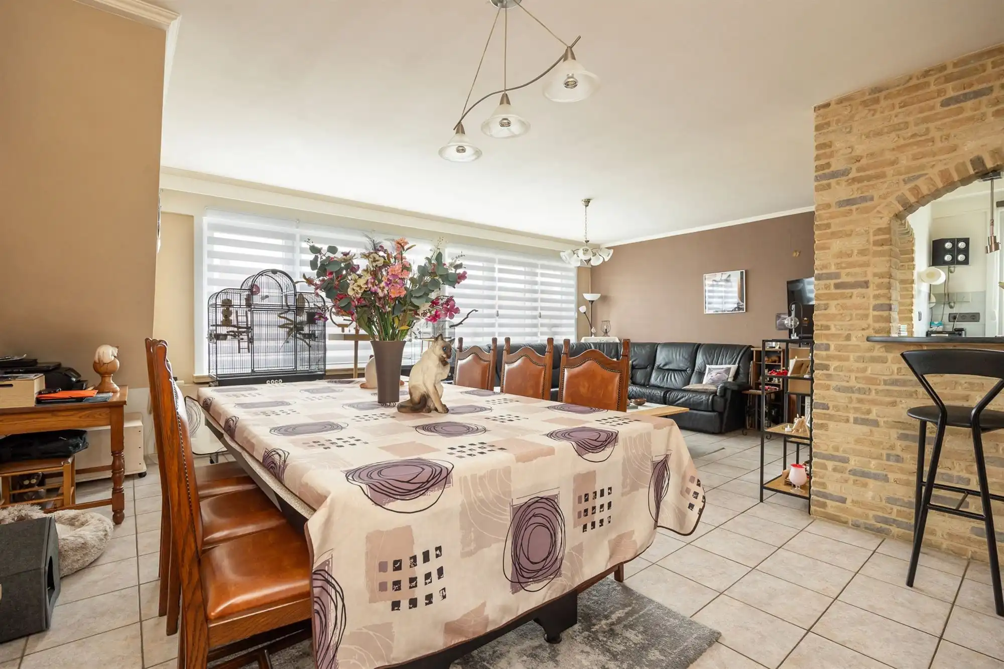 Instapklaar appartement met terras en garage foto 15