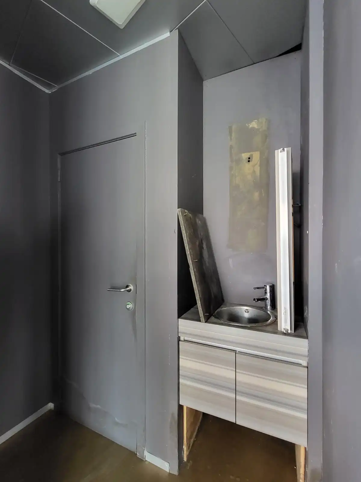 Handelspand in centrum Deinze foto 10