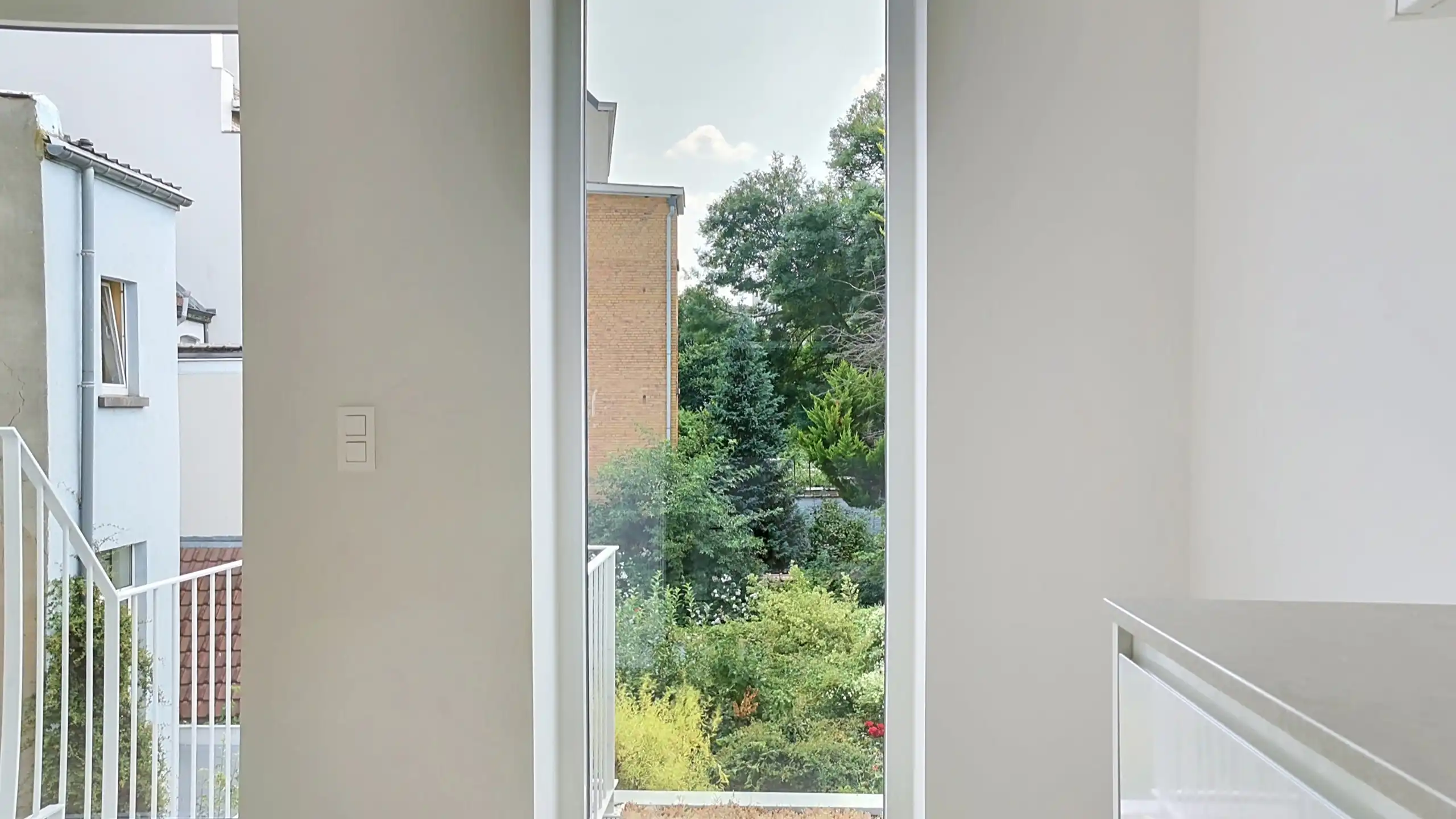 Volledig gerenoveerd, 1ste bewoning, tegenover Josaphatpark foto 3
