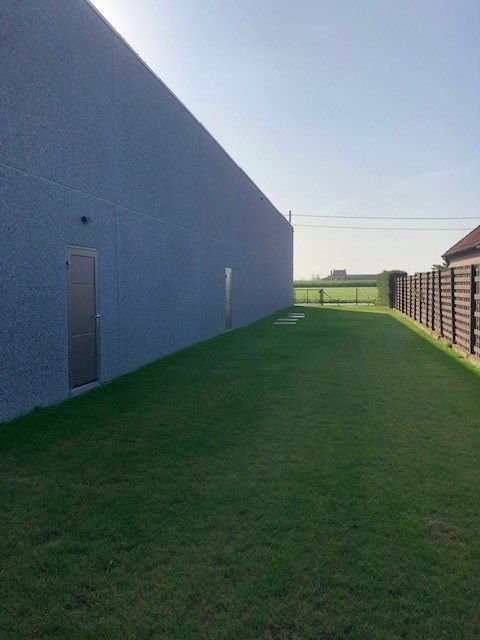 Recent magazijn (240 m²) te Oeselgem foto 4