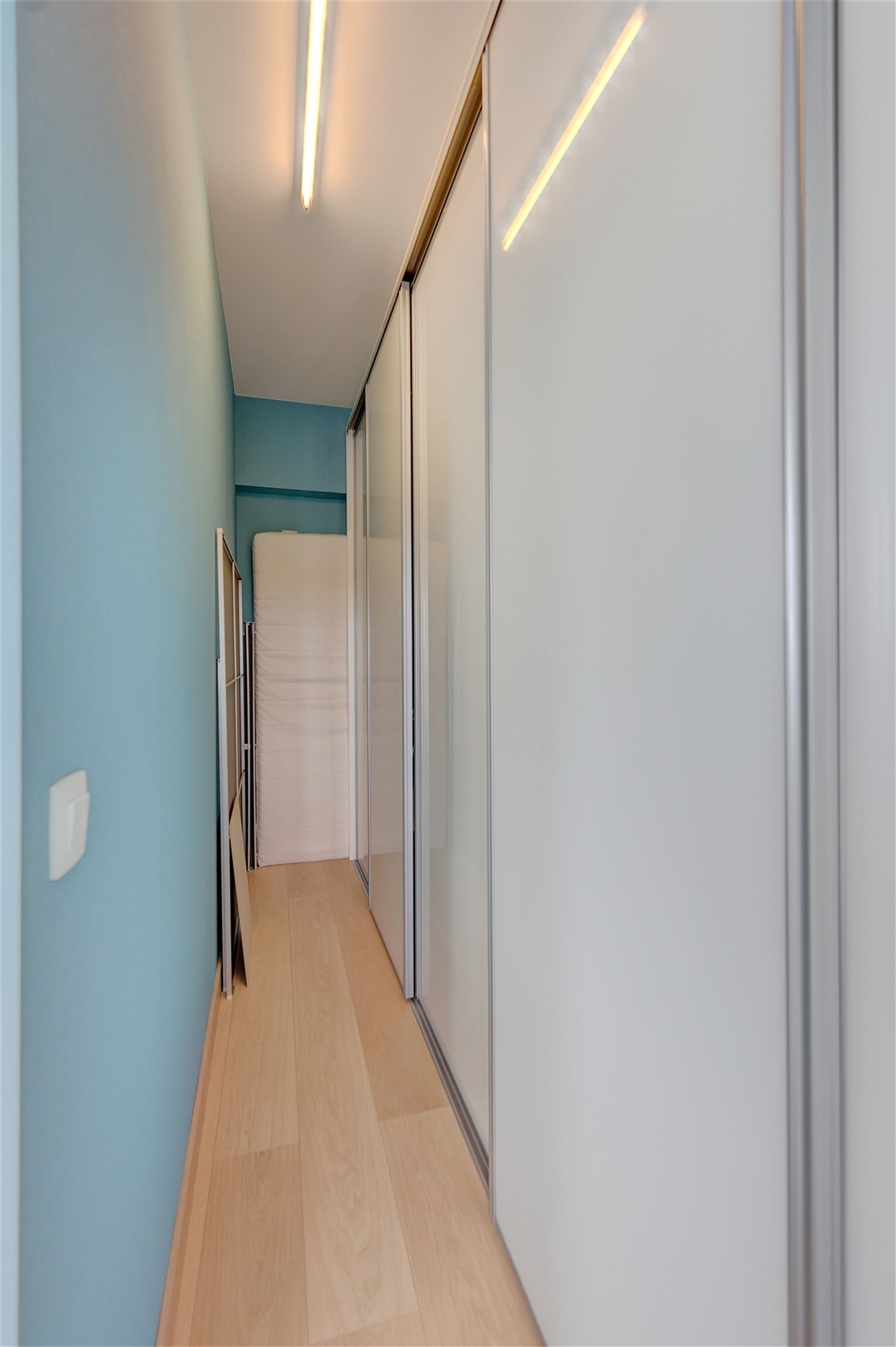 Appartement met 3 slaapkamers, terras en parking op de Bist foto 11