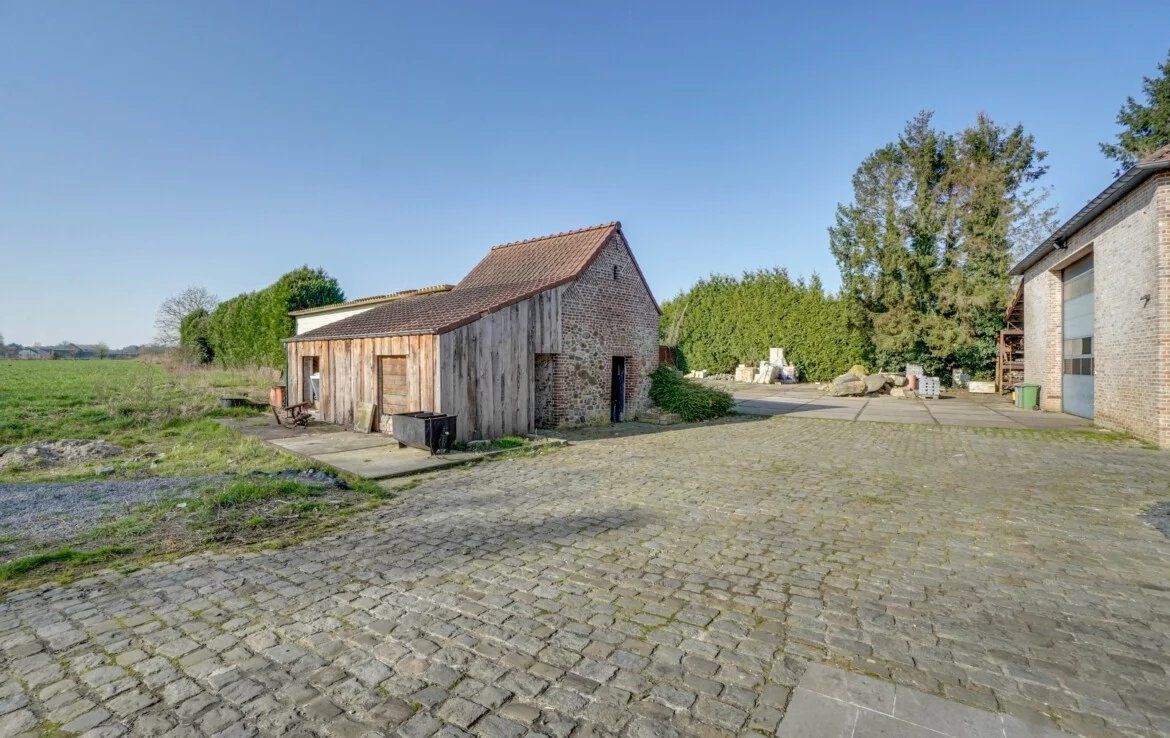 Stijlvolle villa met 4 slaapkamers op een prachtig perceel foto 27
