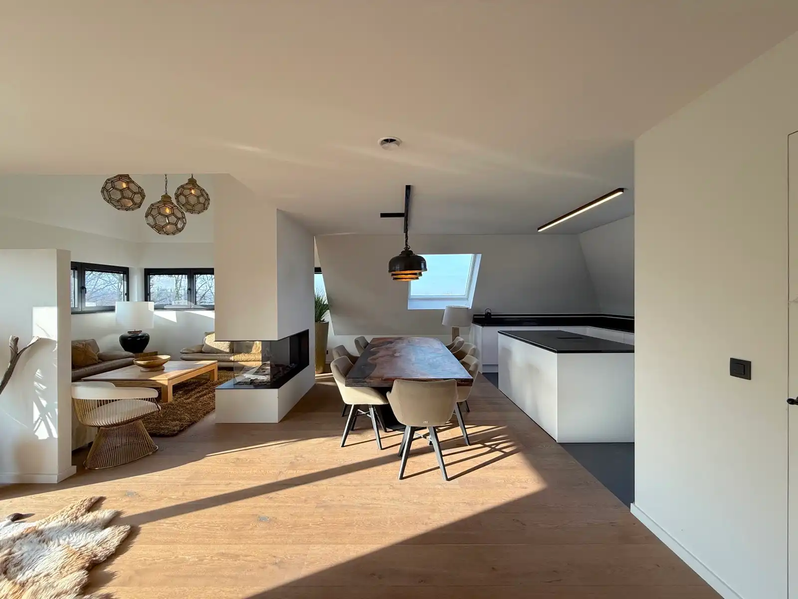 Gemeubeld appartement met 3 slaapkamers, terras en garage foto 5