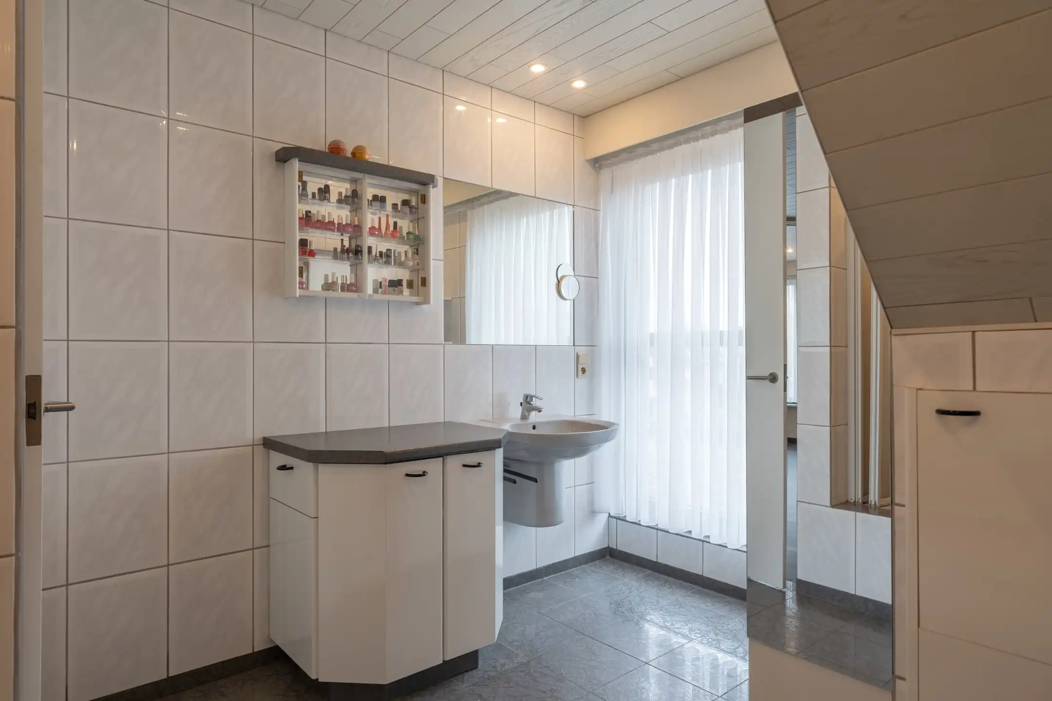 Interessant handelspand met woonst op gunstige locatie foto 44