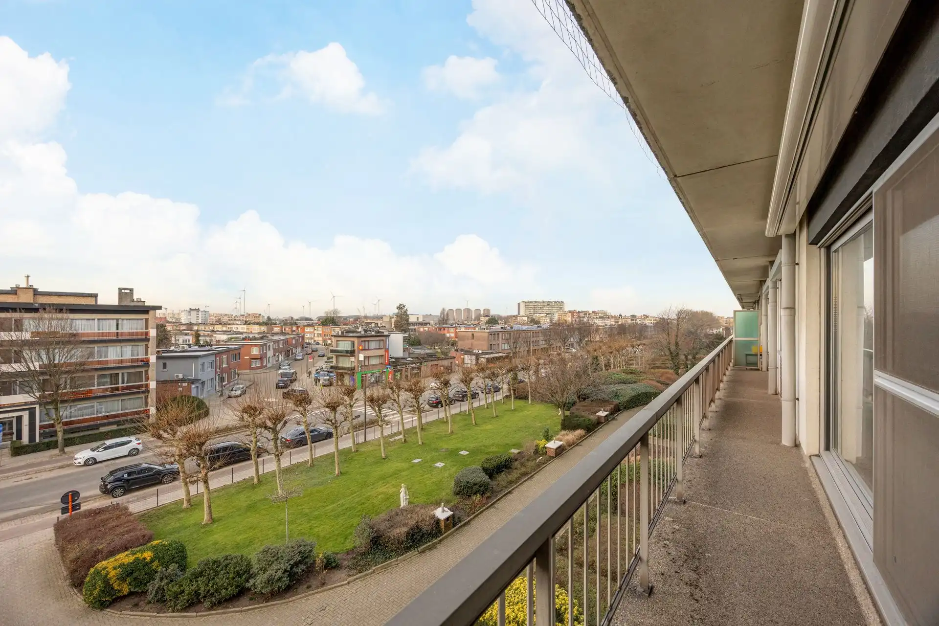 Twee slaapkamer appartement met inpandse autostaanplaats foto 20