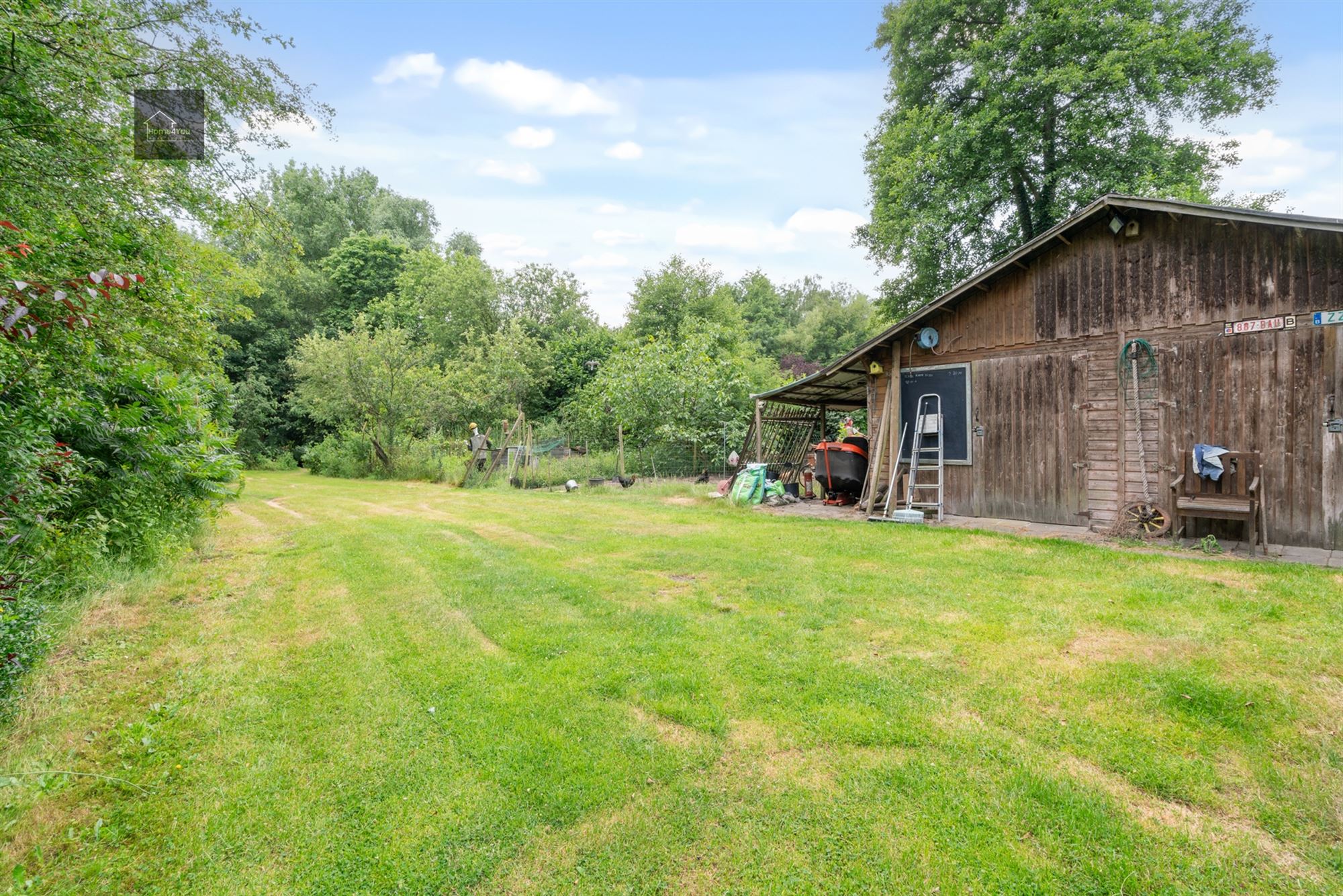 Wonen in het hart van de natuur – Alleenstaande villa op 8000 m² bosrijk domein in Stekene foto 7