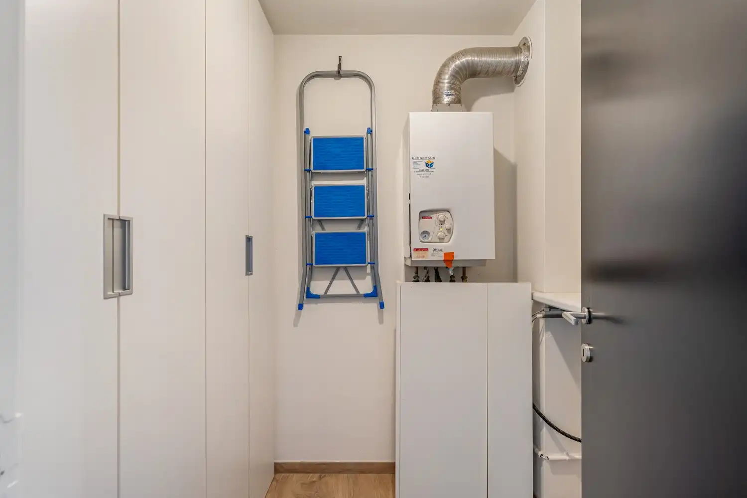 Gezellig appartement op centrale locatie! foto 10