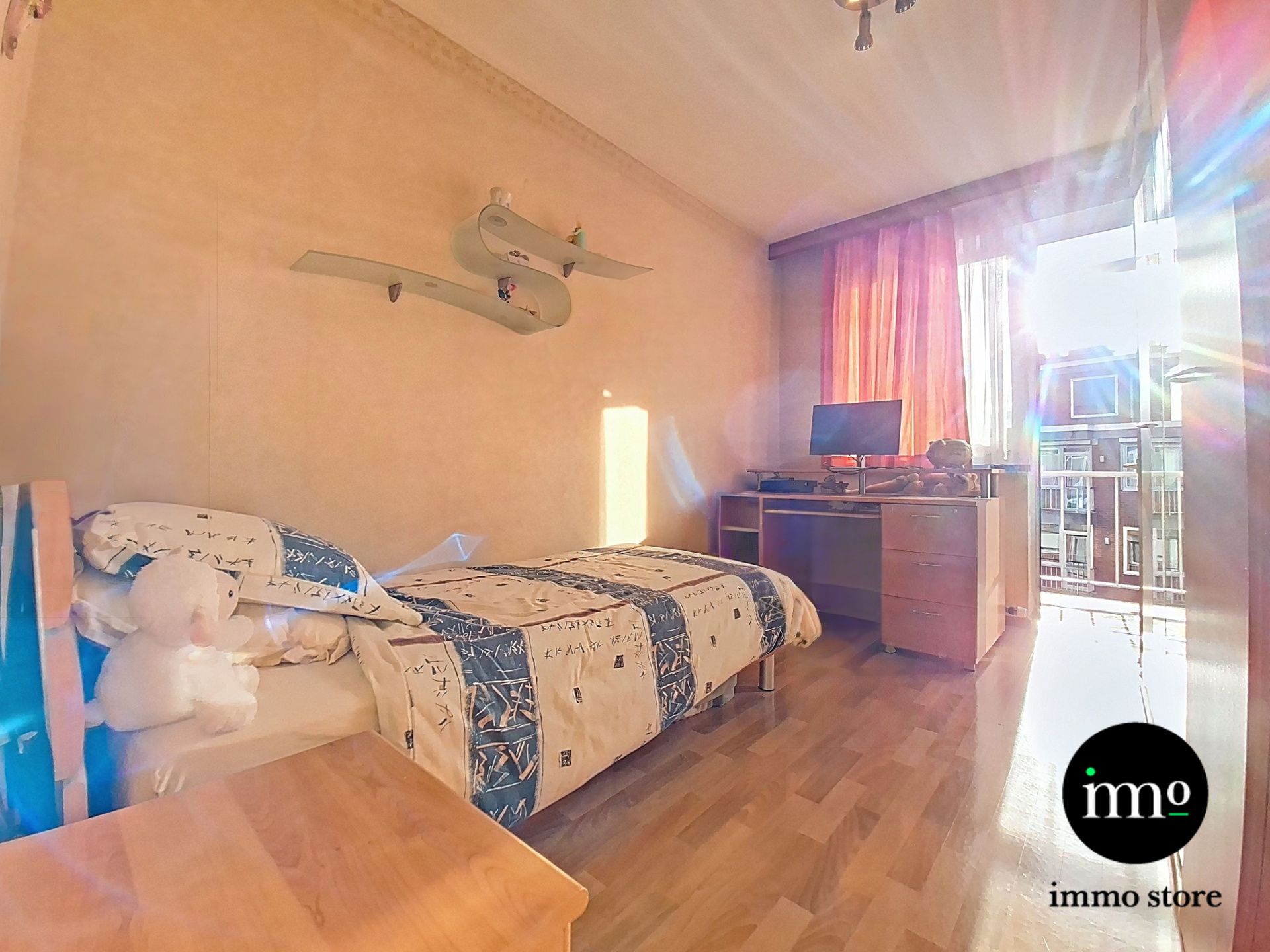 2-slaapkamerappartement met 2 terrassen en 2 parkings foto 9