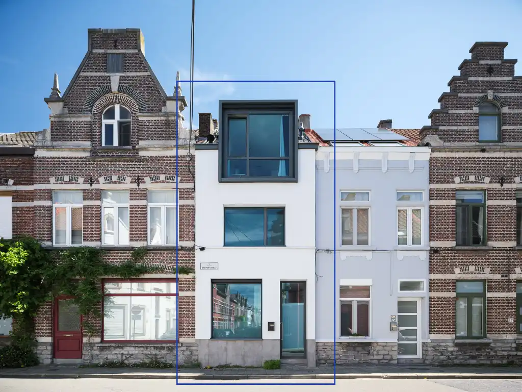 Opportuniteit - omgeving Visserij. Instapklare en unieke burgerwoning met split-levels, &nbsp;3slpk’s + bureauruimte en aangename stadstuin op een zeer gegeerde locatie te Gent. foto 24