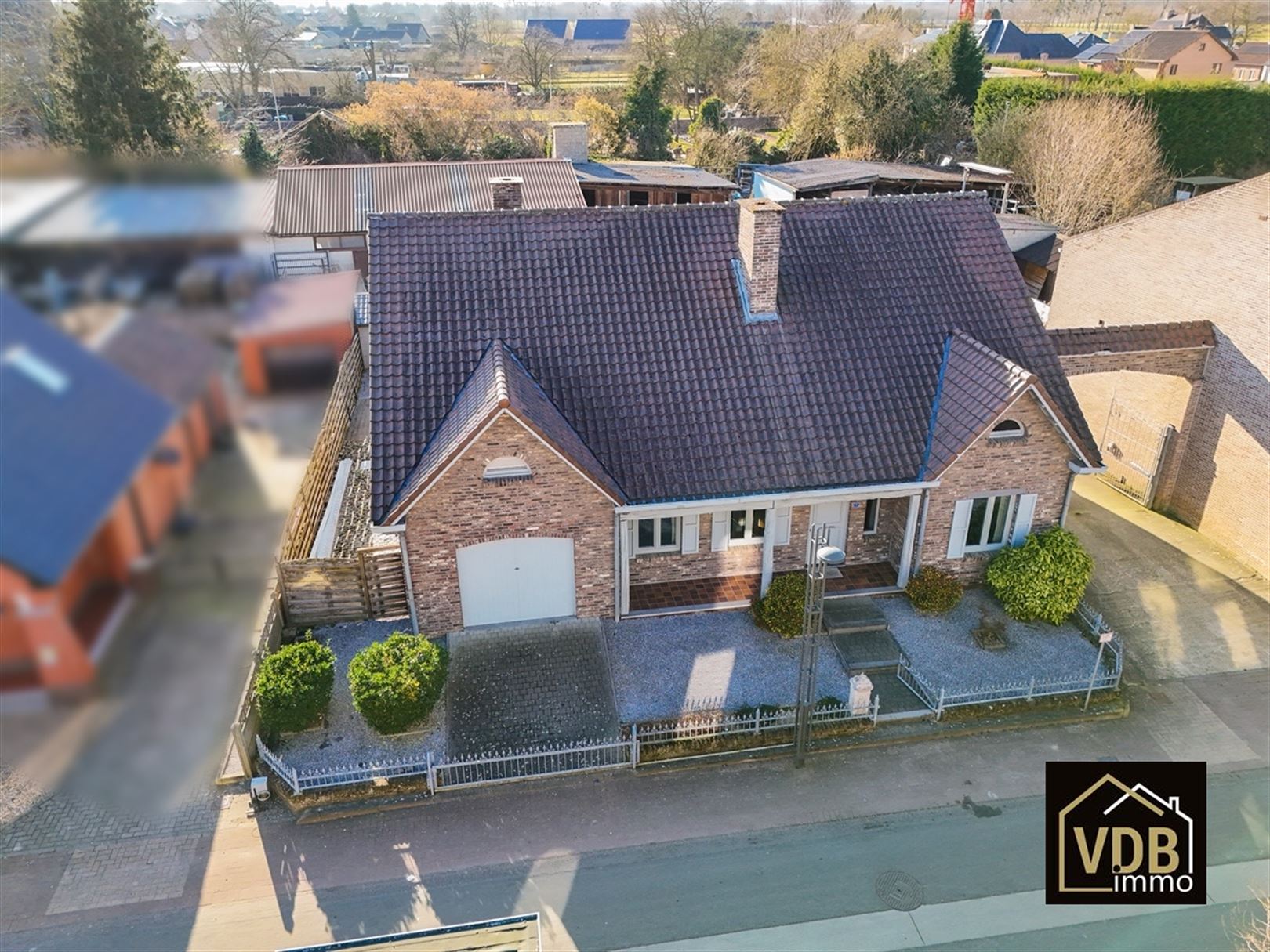()=>{if(producerUpdateValueVersion(node),producerAccessed(node),node.value===ERRORED)throw node.error;return node.value} GROTSTRAAT 7 - 3630 MAASMECHELEN