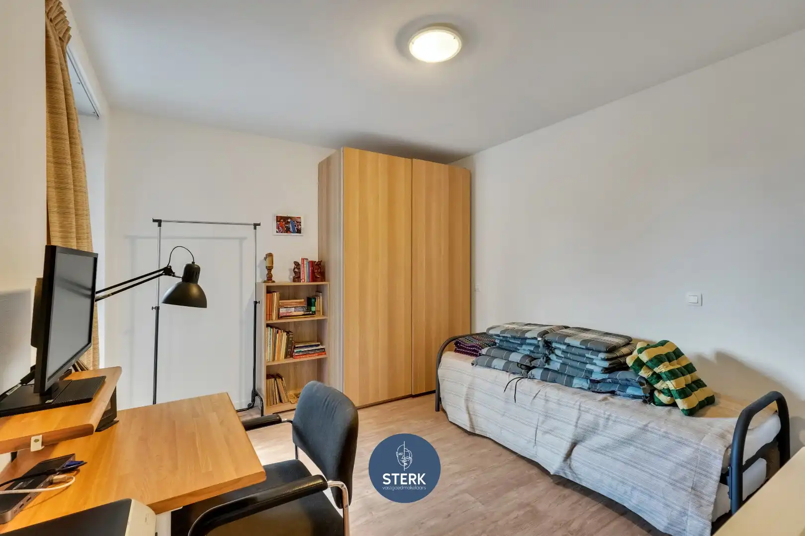 RECENT APPARTEMENT INCLUSIEF PARKING + 2 BERGINGEN IN CENTRUM LANAKEN !  foto 20