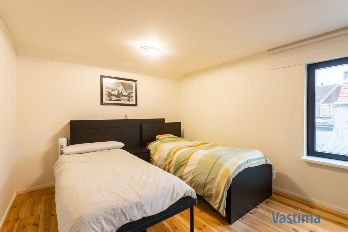 Instapklaar appartement met tuin en garage te Aalst foto 11