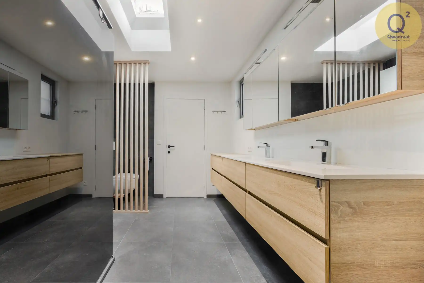 Gerenoveerde instapklare woning met grote tuin foto 22