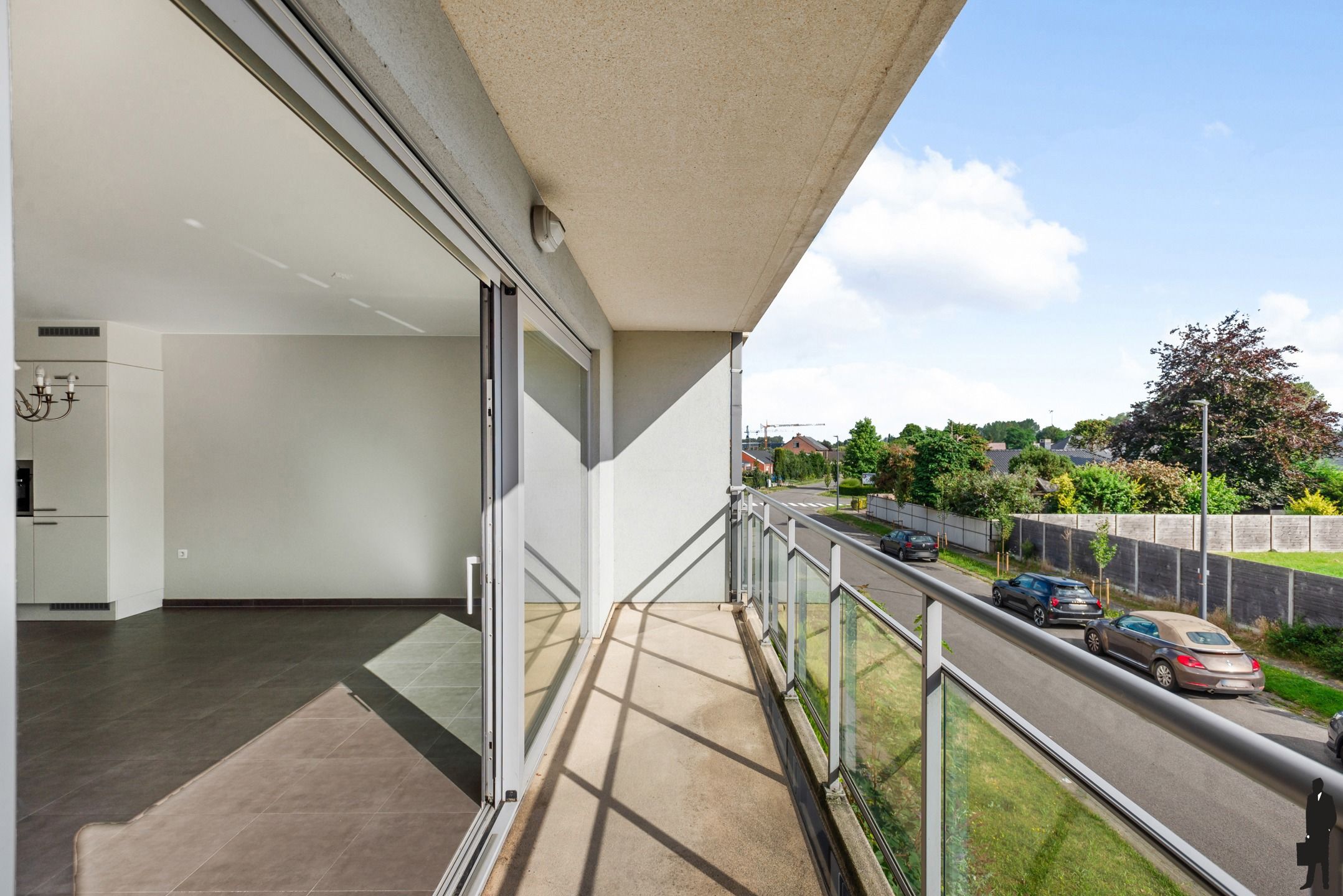 Instapklaar appartement met 1 slpk, terras en staanplaats foto 4