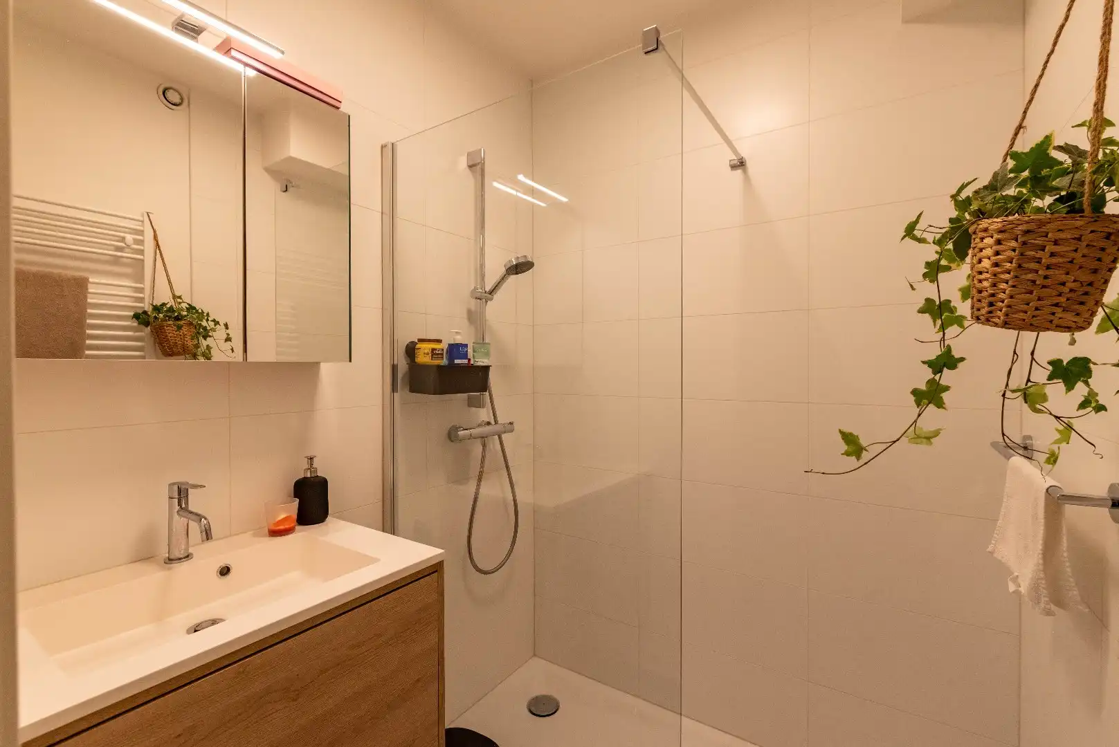 Modern appartement met groot terras foto 8