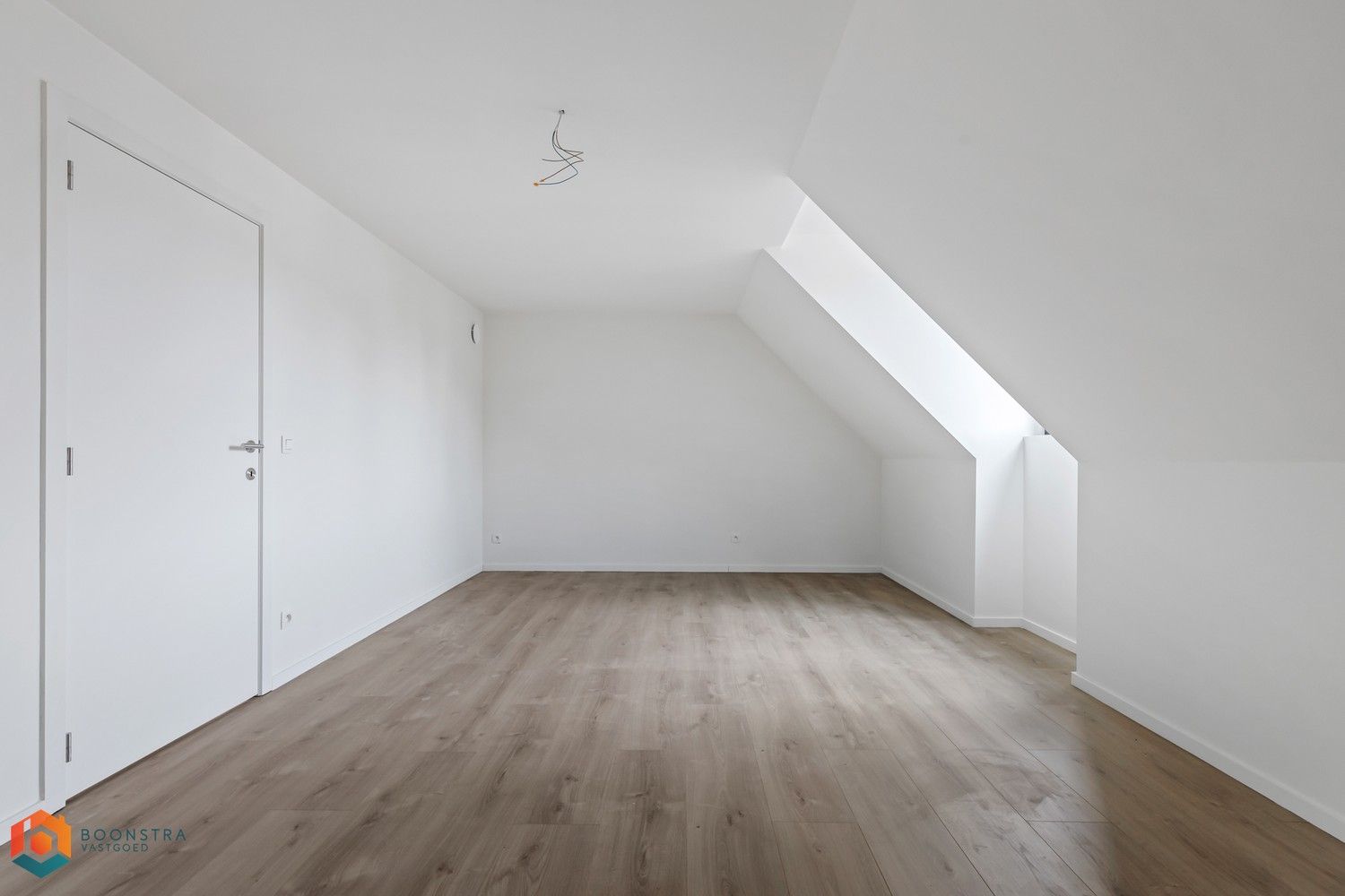 Energiezuinige nieuwbouwwoning met 4 slpkrs en tuin foto 20