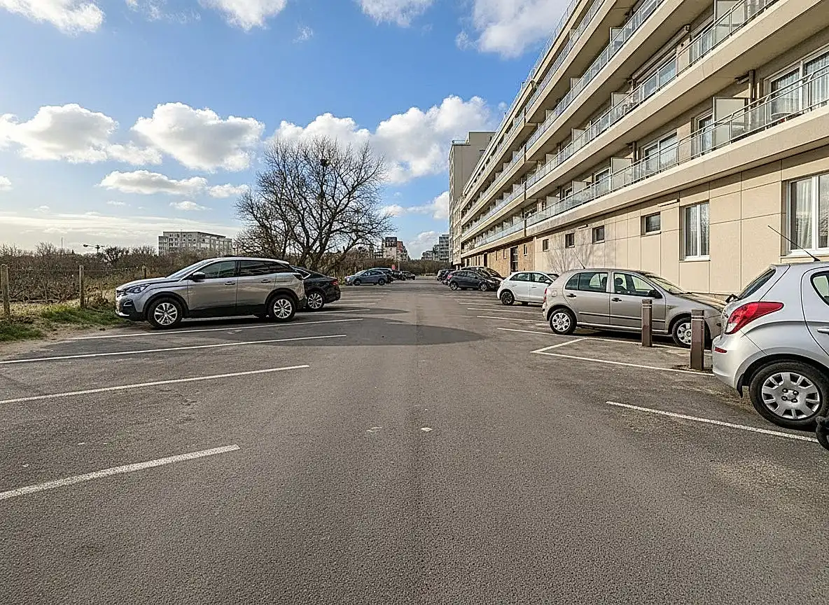 Goed gelegen staanplaats te koop aan de Zeedijk! foto 8