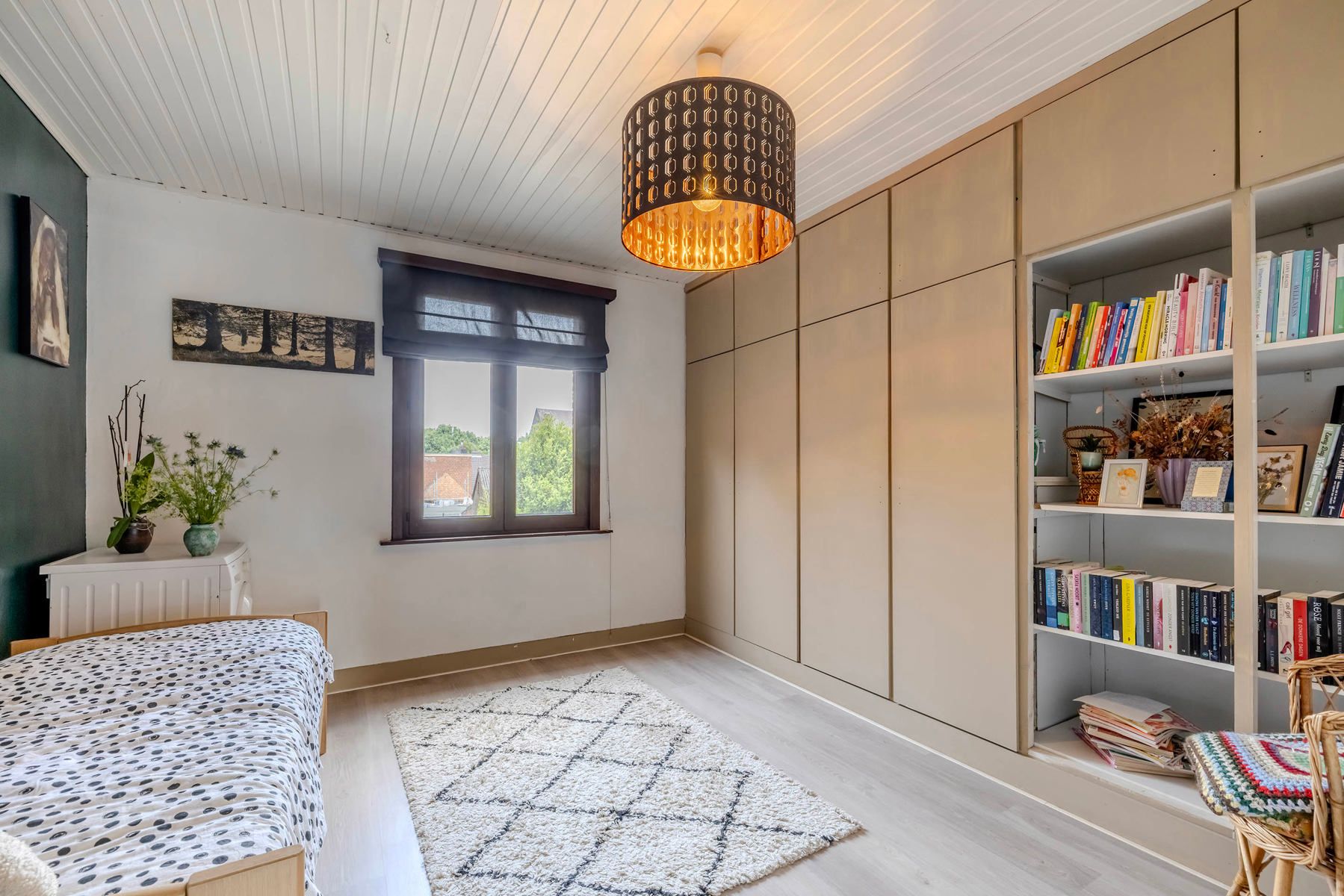 Woning met 3 slpk + bureau, kelder/zolder, tuin en servitude foto 20