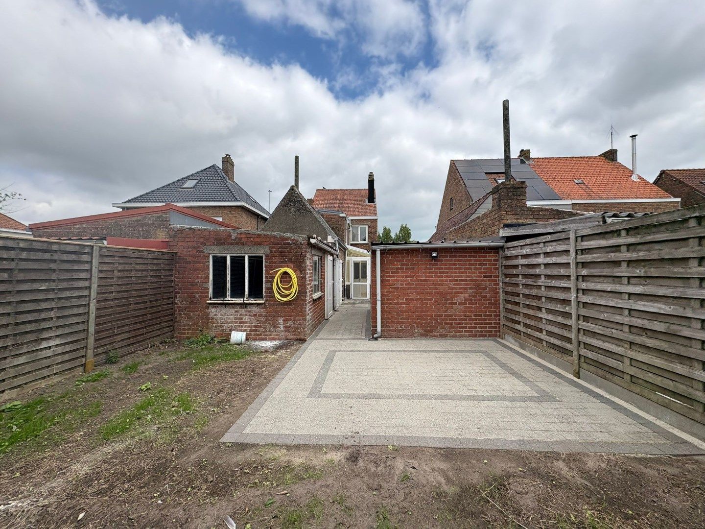 Woning met 2 slaapkamers en garage te Koekelare  foto 8
