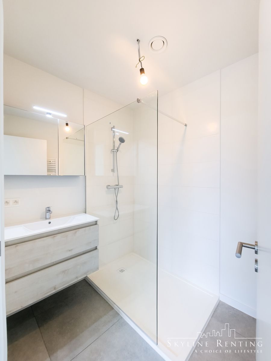 Prachtig 1 slaapkamer appartement met groot TERRAS foto 9