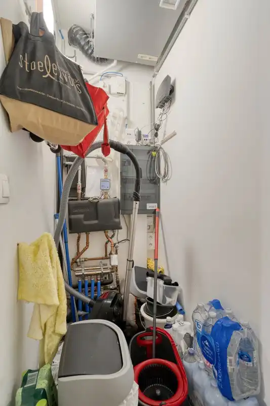 Assistentiewoning met 1 slaapkamer, garage, kelder en tuintje foto 15