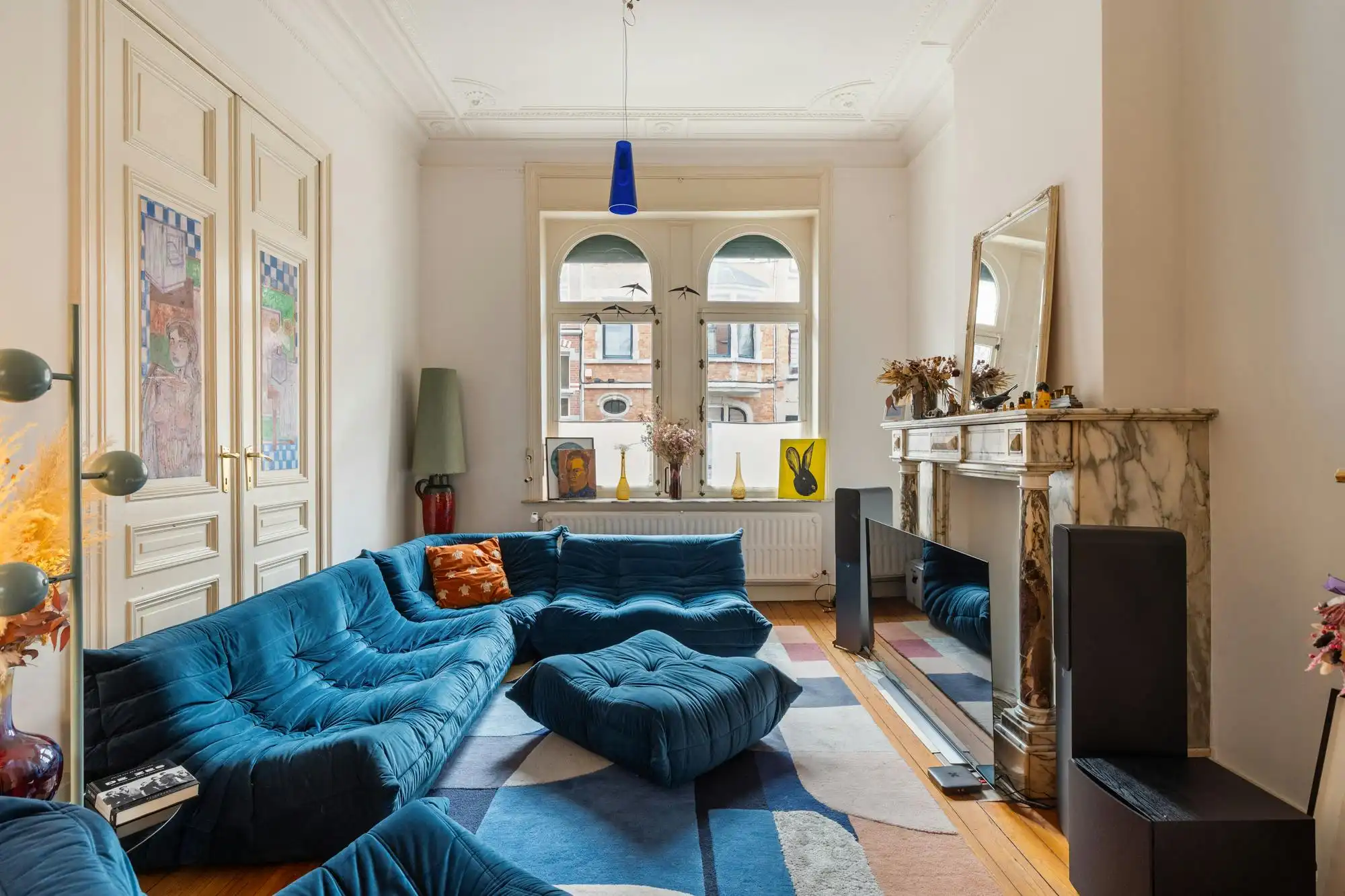 Prachtig en historisch herenhuis met uniek stadszwembad te koop in Molenbeek foto 2