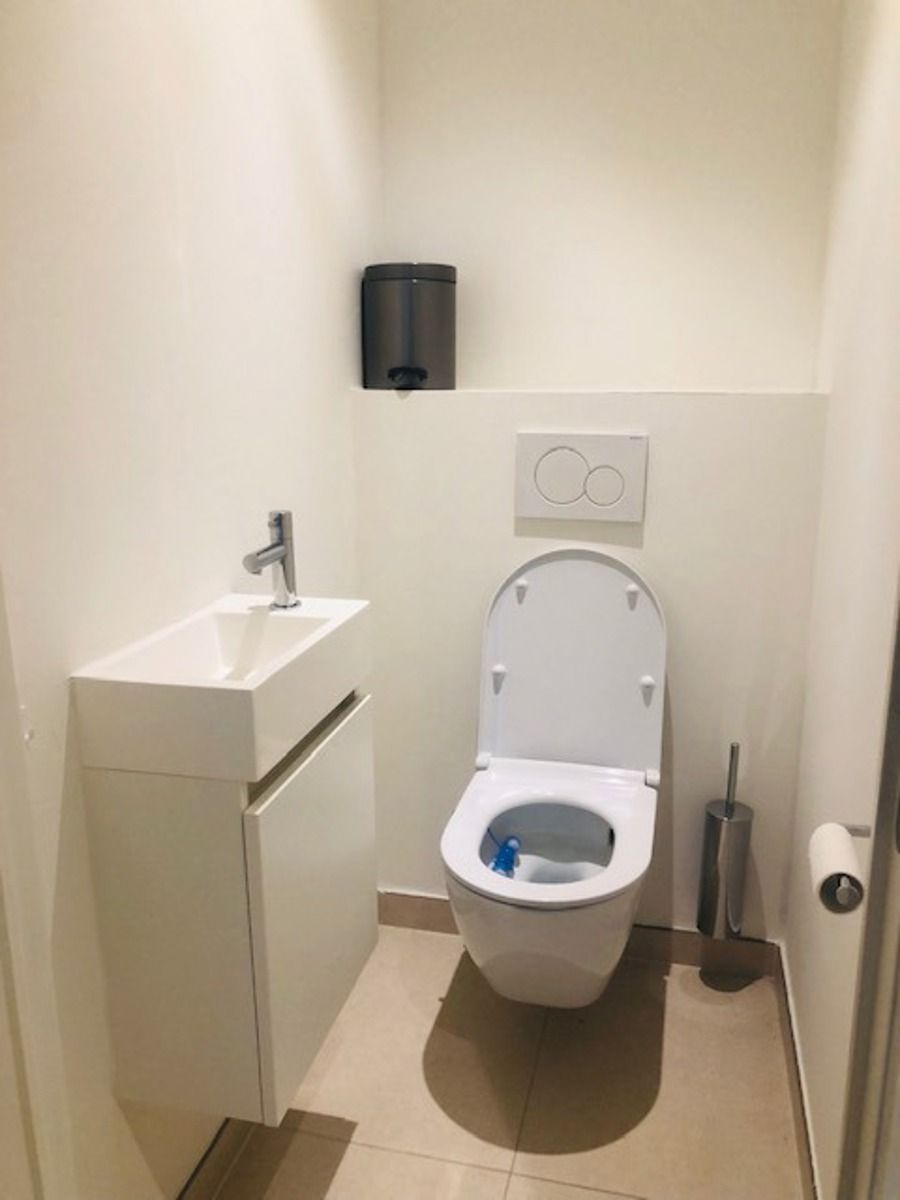 Gemeubeld 1-slaapkamer app met prachtig zicht op park  foto 16