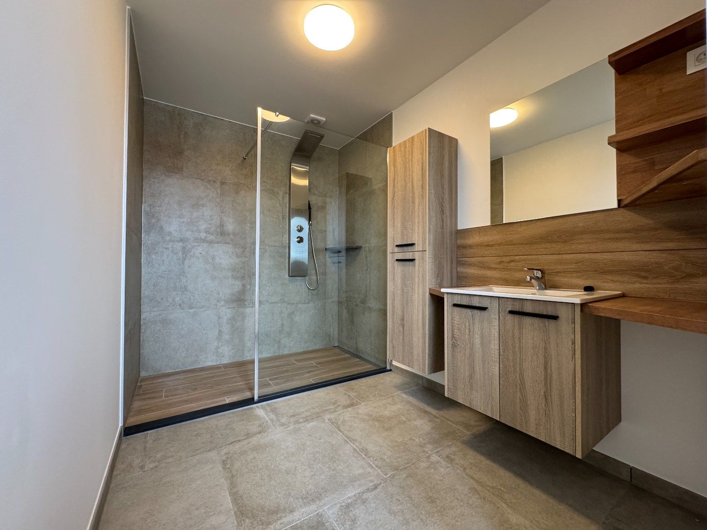 een appartement op VERD. 2. met garage foto 10