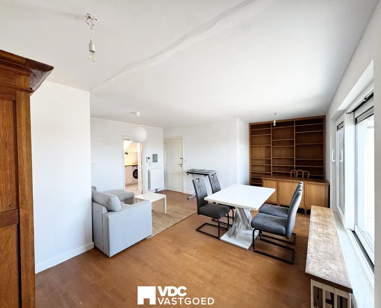 Gezellig dakappartement met twee terrassen en garage nabij centrum Tongeren foto 2
